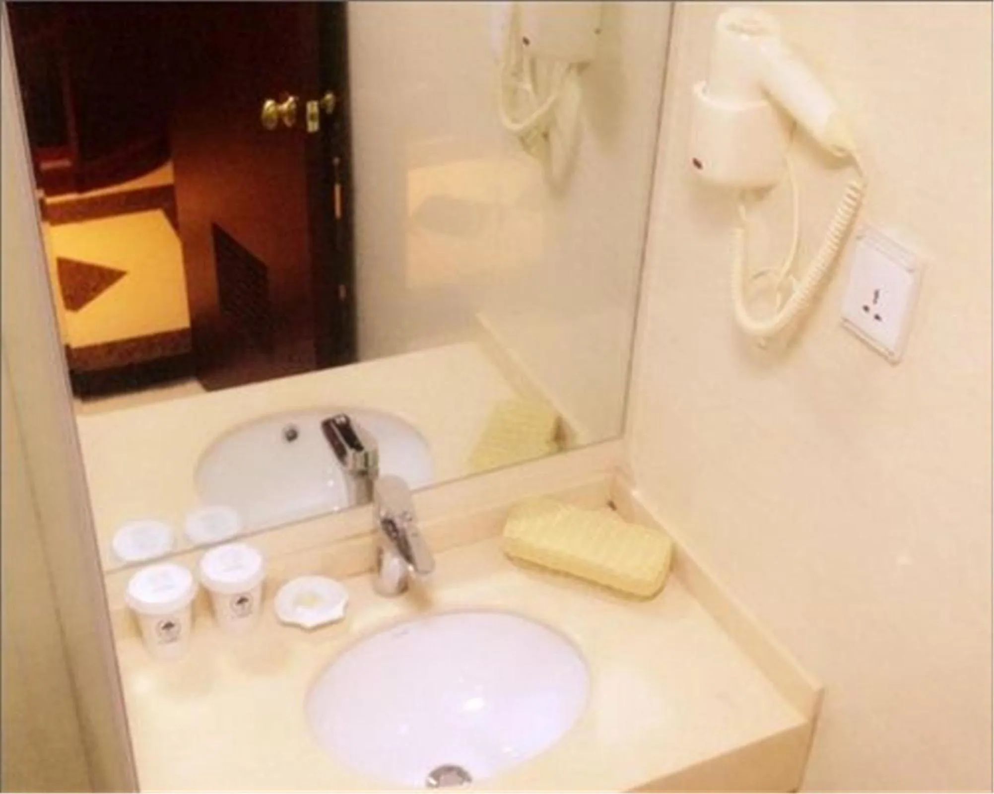 Bathroom in GreeTree Inn JiangSu Suzhou Taiping High-speed North Station Express Hotel