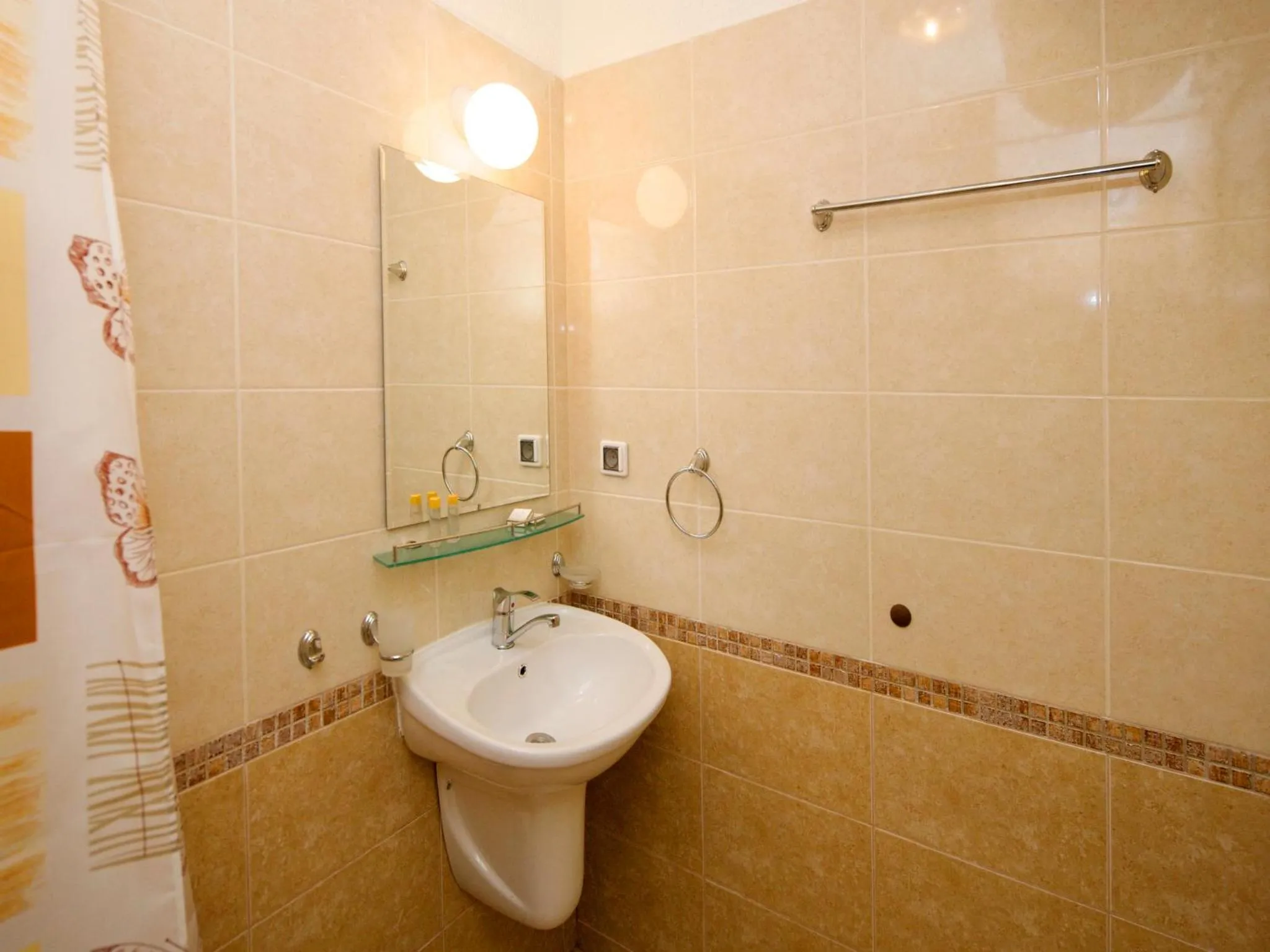 Bathroom in Hotel Golden Ina - Ultra All Inclusive - Beachfront