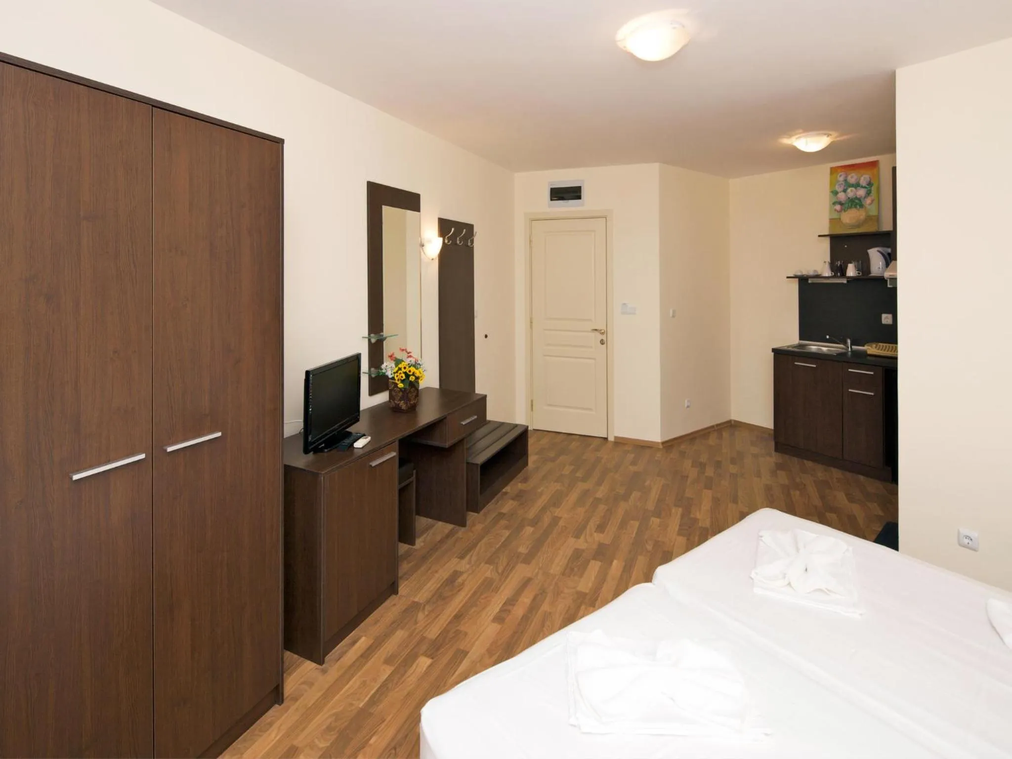 Photo of the whole room, Bed in Hotel Golden Ina - Ultra All Inclusive - Beachfront