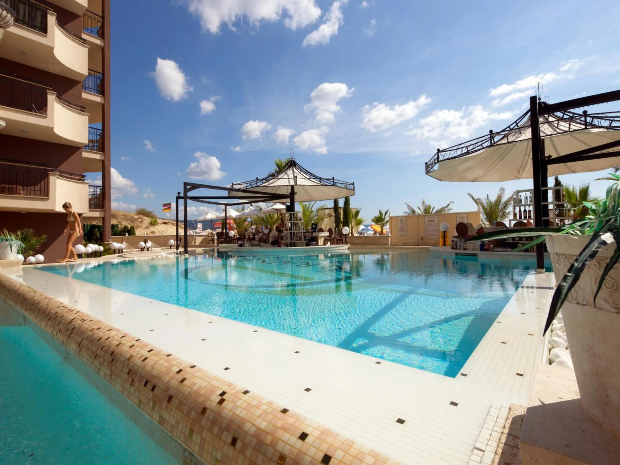 Swimming pool in Hotel Golden Ina - Ultra All Inclusive - Beachfront