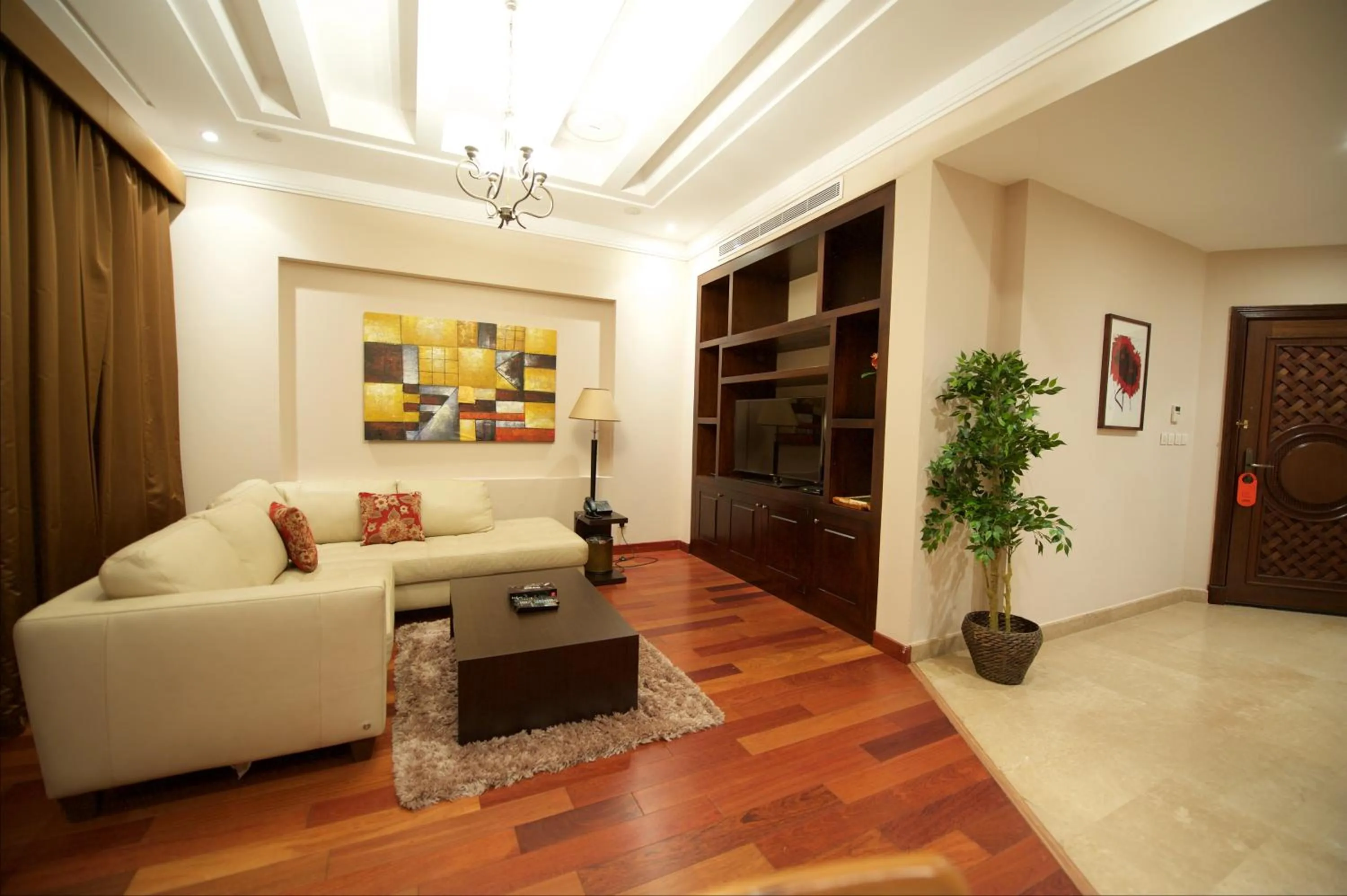 Living room, Seating Area in Al Rawasi Hotel Suites