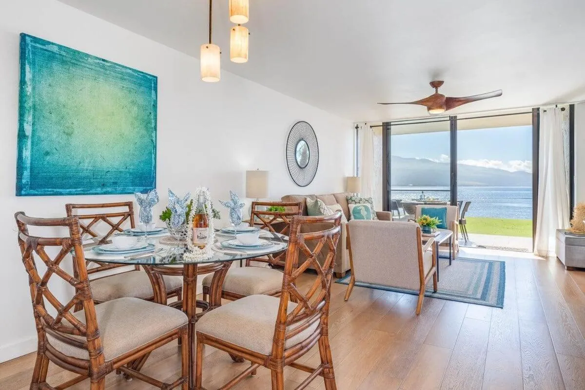 Lauloa 105 · LOA 105 2BD OceanFront Getaway w AC Pool