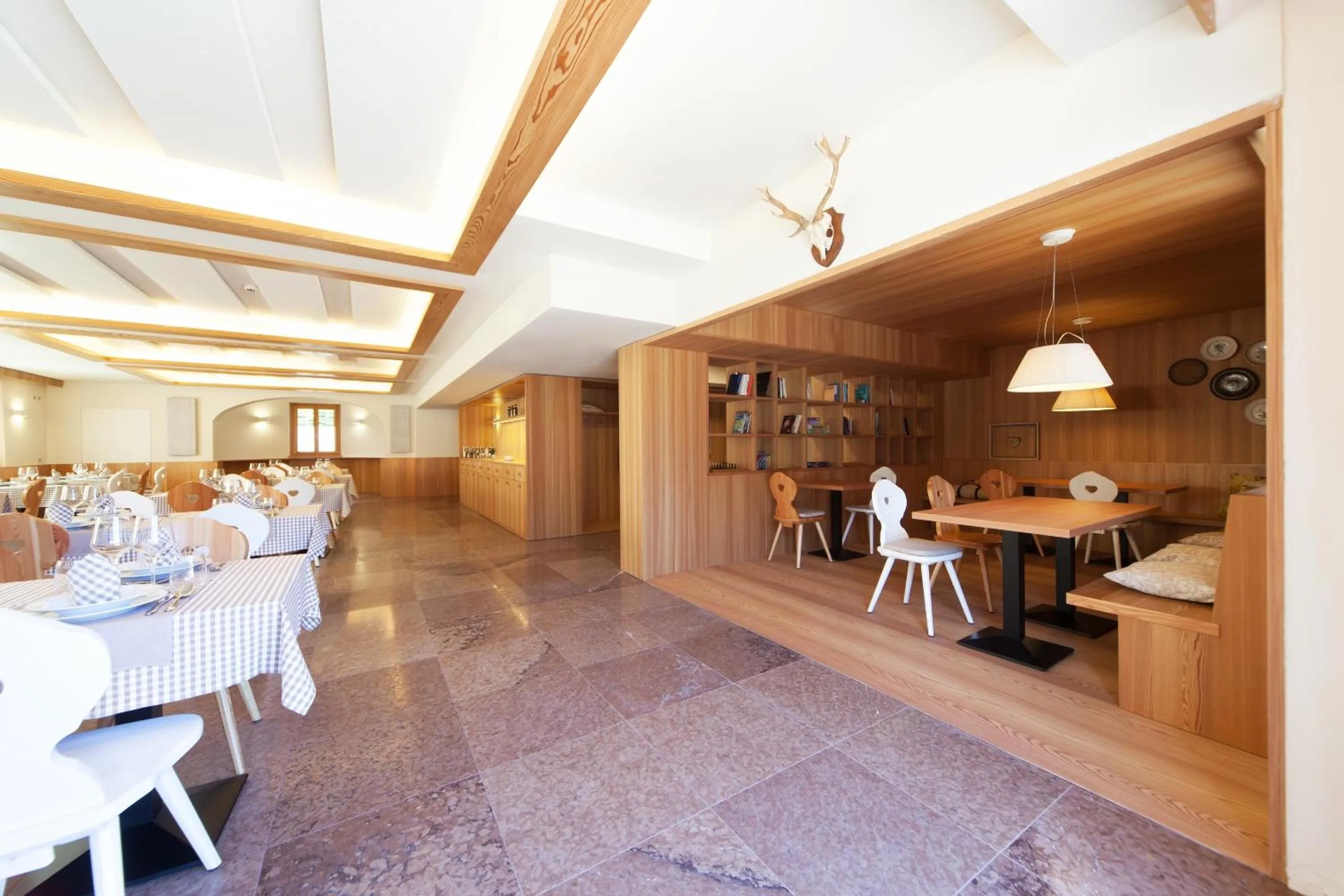 Restaurant/places to eat in Lumen