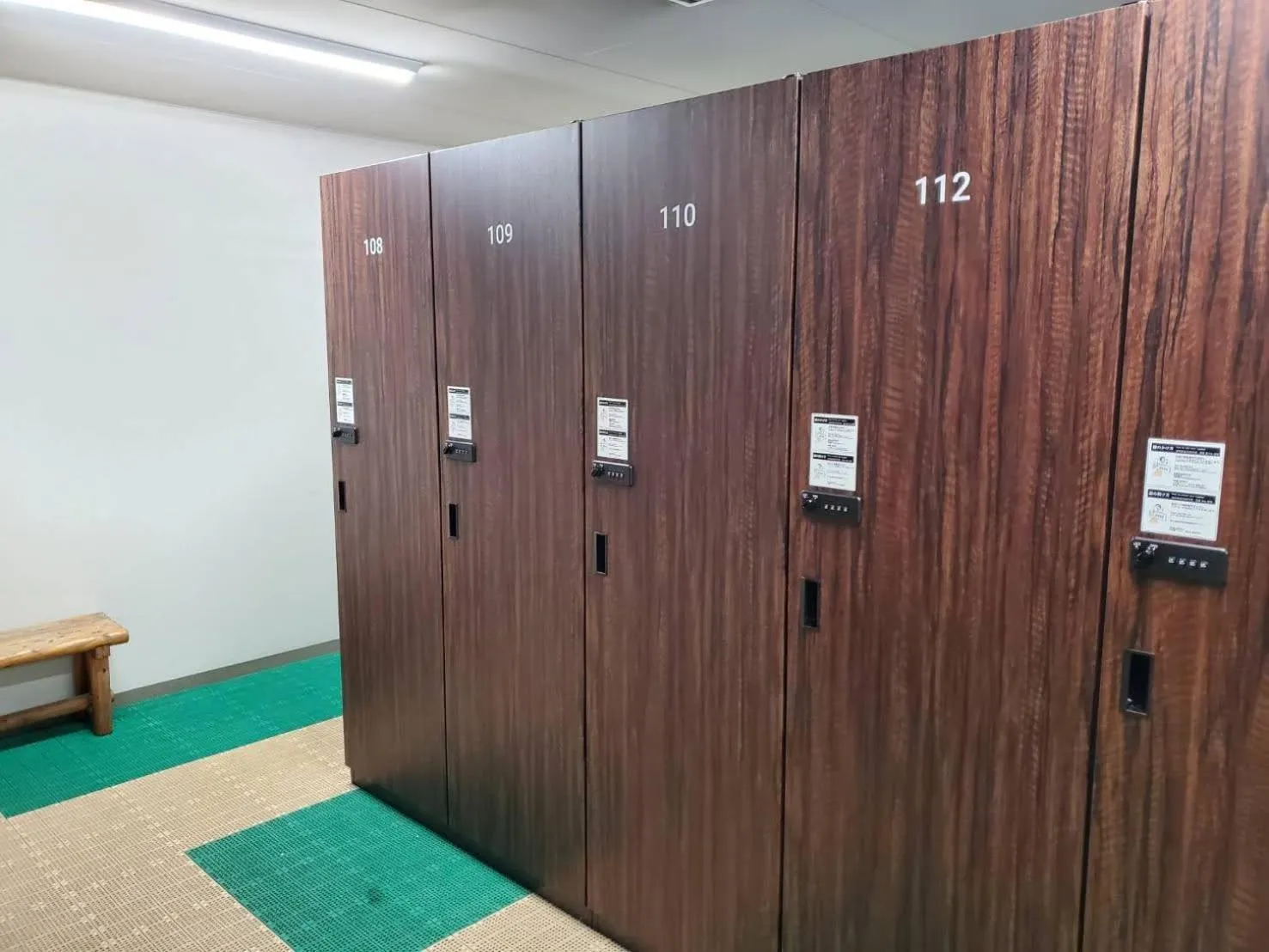 locker in WHITE HOTEL GRAND HAKUBA