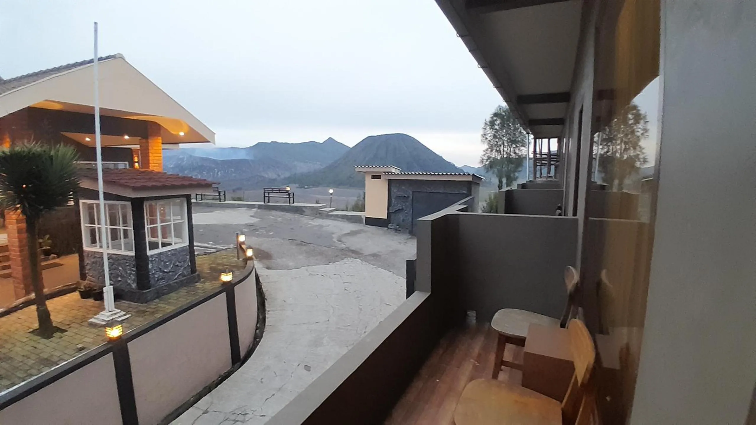 Sky View Bromo Guest House