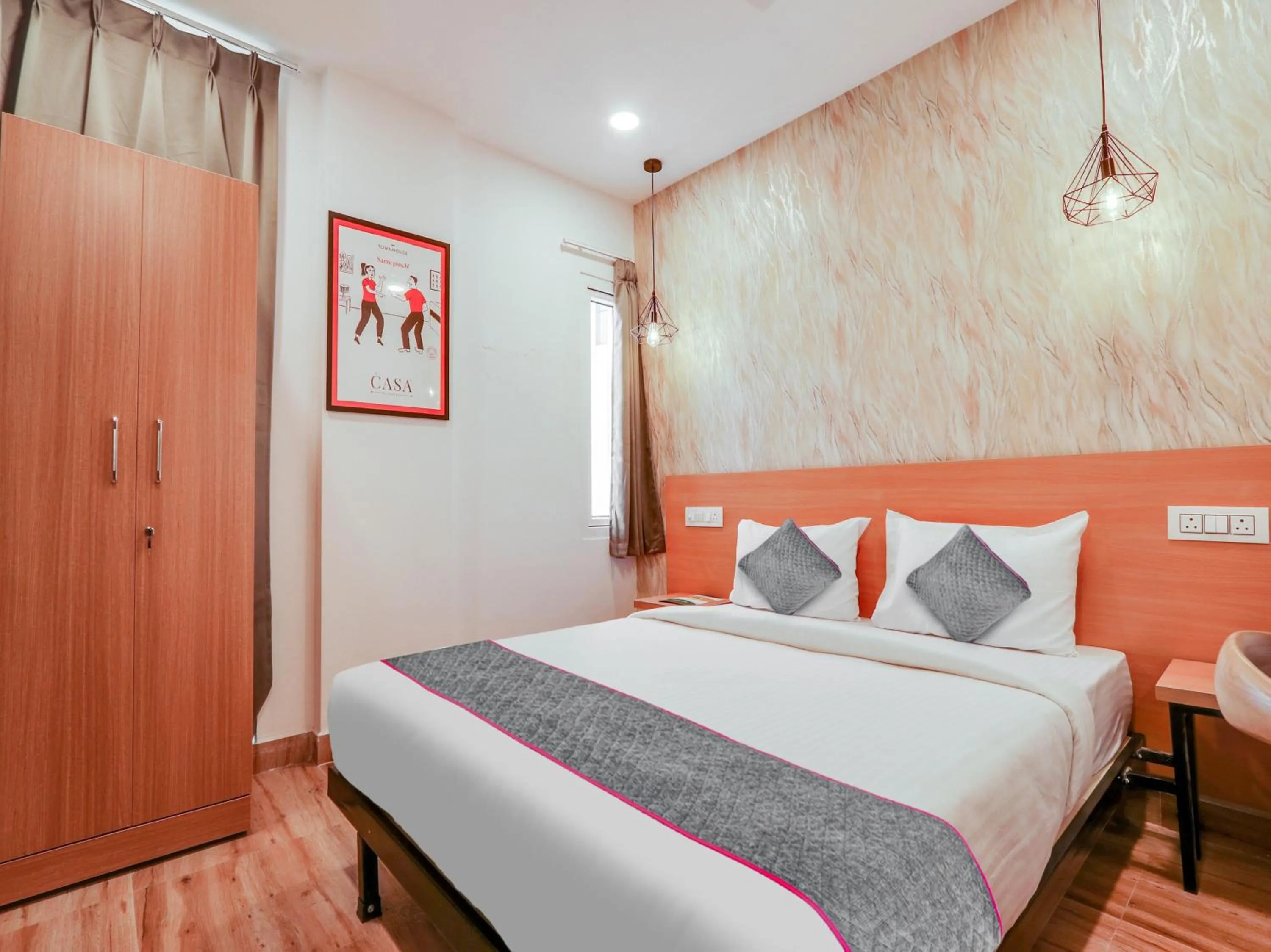 Bedroom, Bed in Super Townhouse CASA GRAND