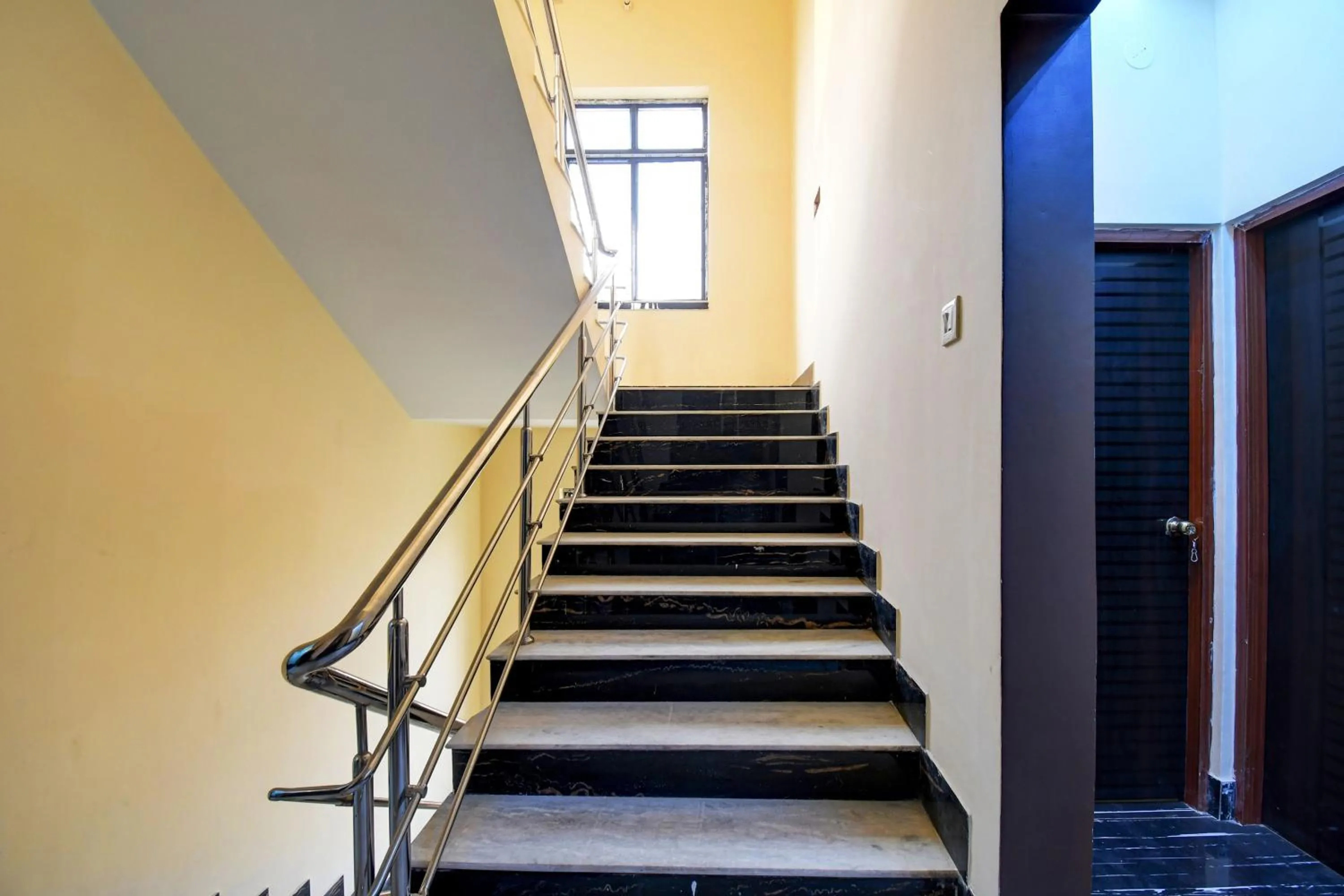 Lobby or reception in Hotel O Chilli Pepper Hotel and Restaurant