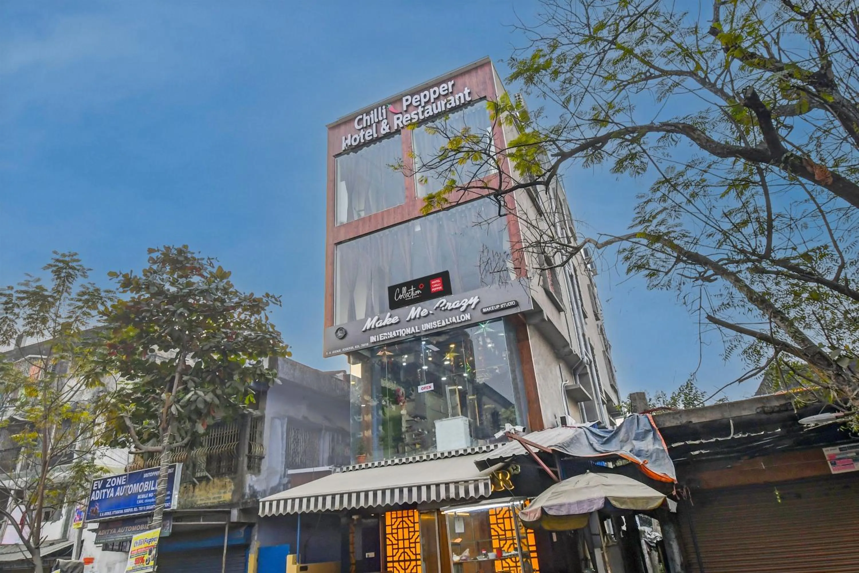 Facade/entrance in Hotel O Chilli Pepper Hotel and Restaurant