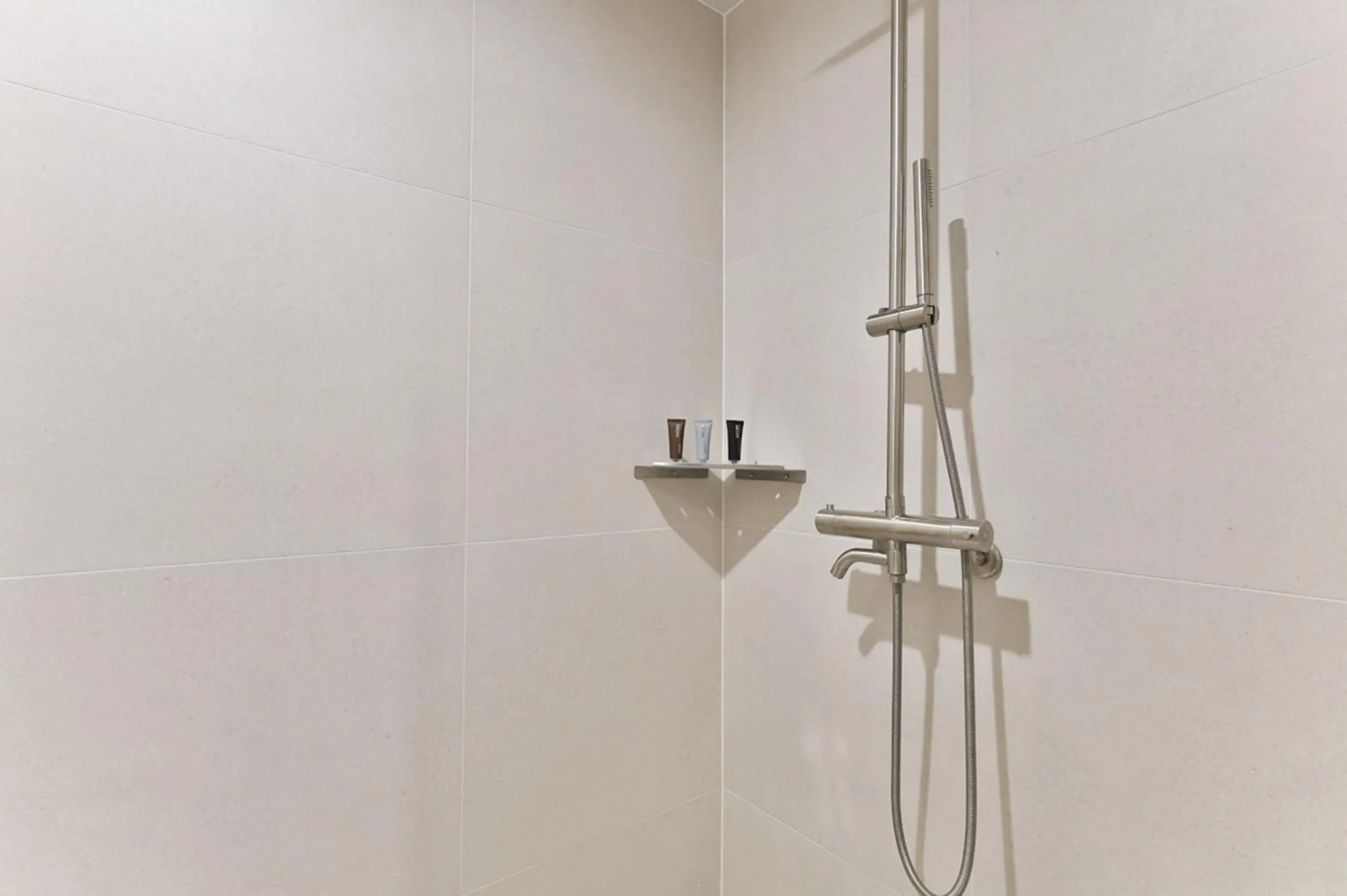 Shower in Green B Hotel Busan Seomyeon