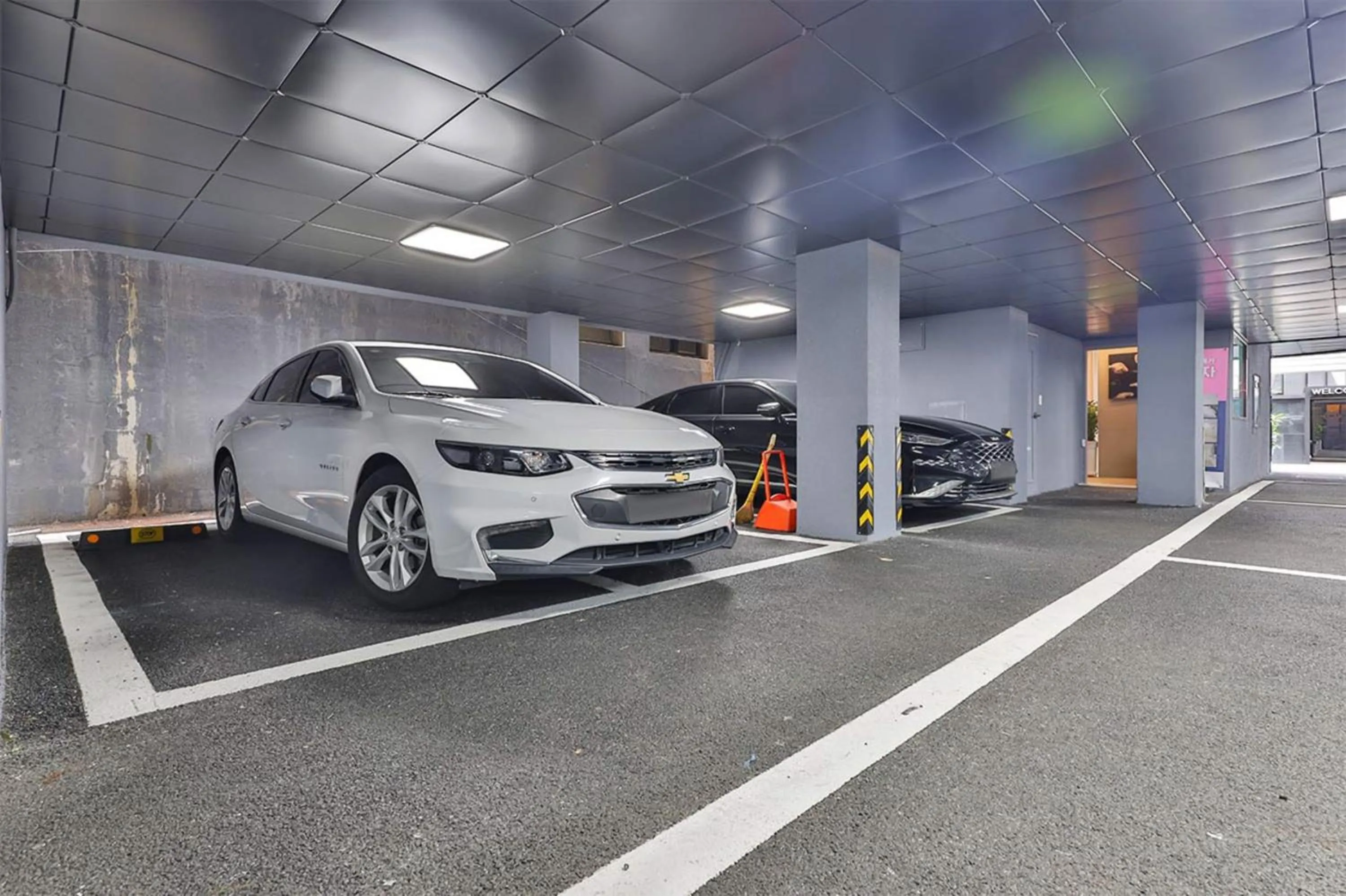 Parking in Green B Hotel Busan Seomyeon