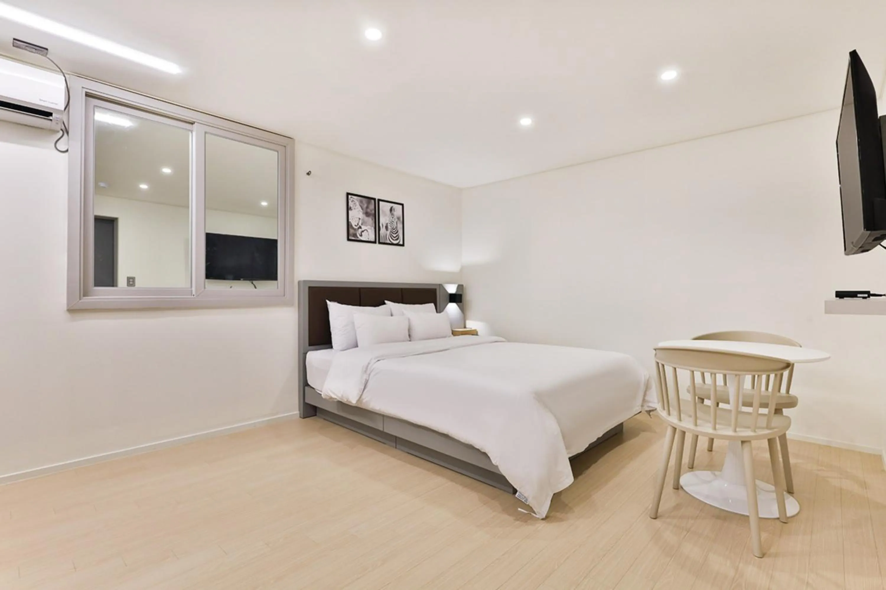 Bedroom, Bed in Green B Hotel Busan Seomyeon