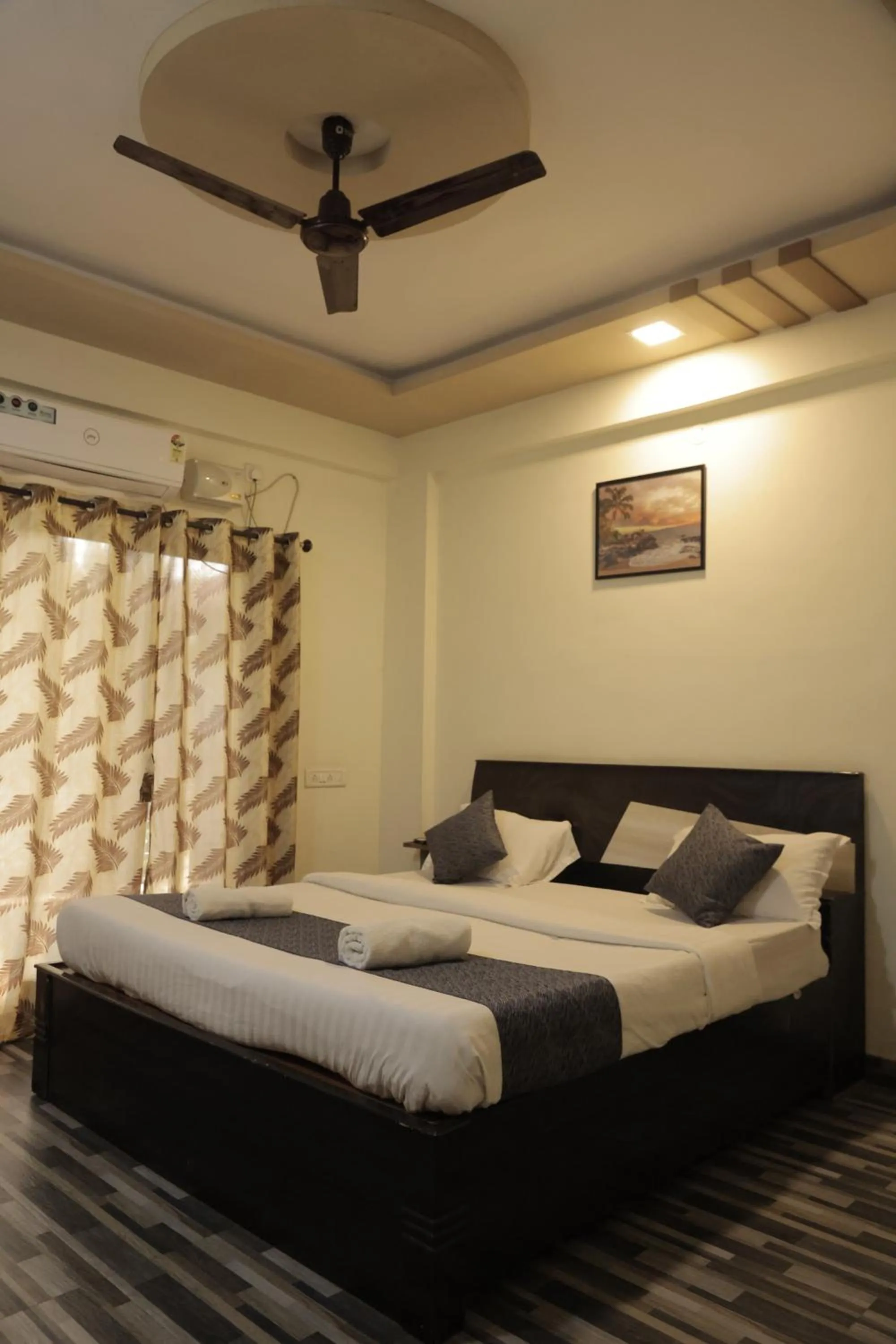 Bed in Anant Villa & Resorts