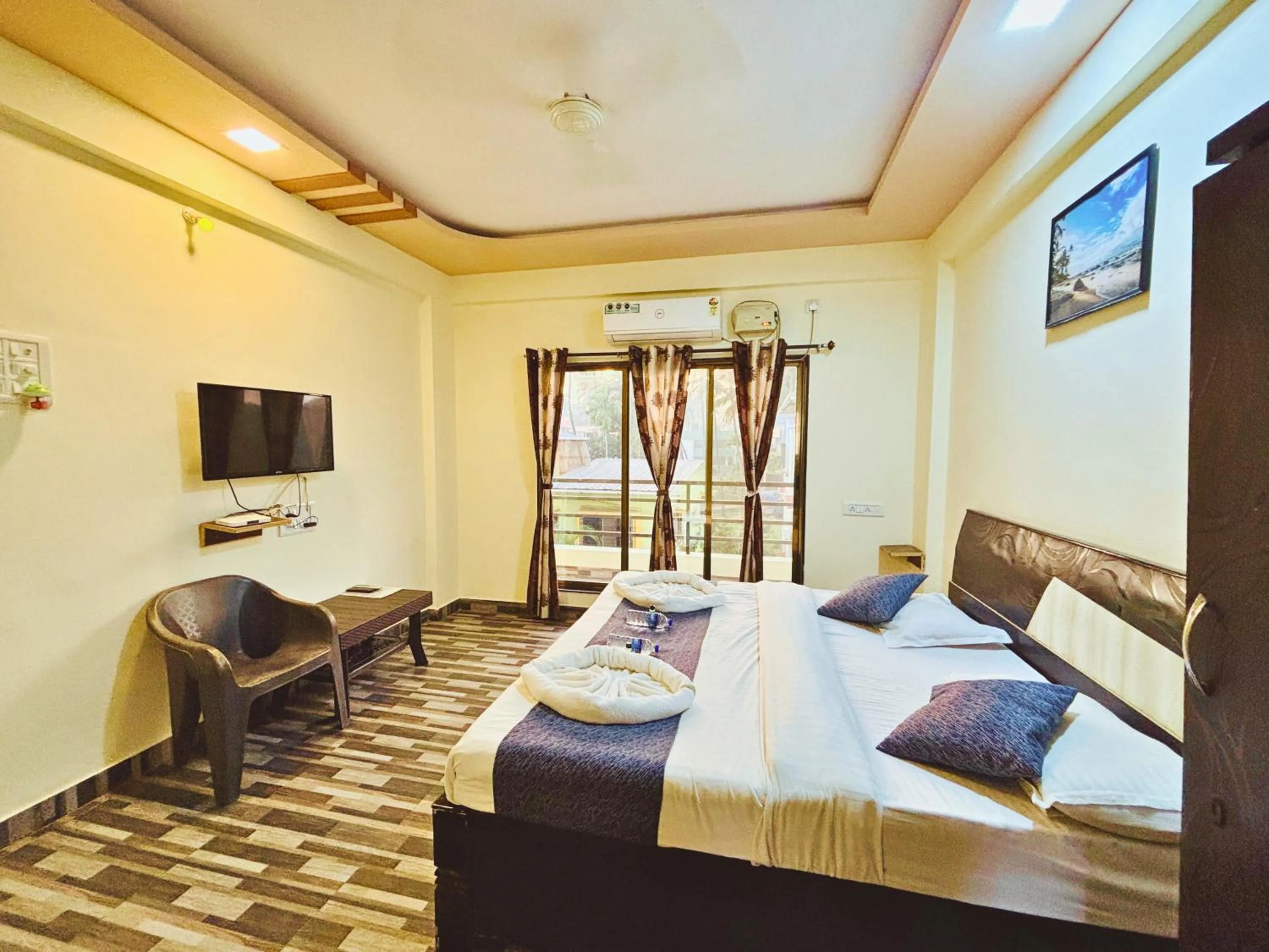 Bed in Anant Villa & Resorts