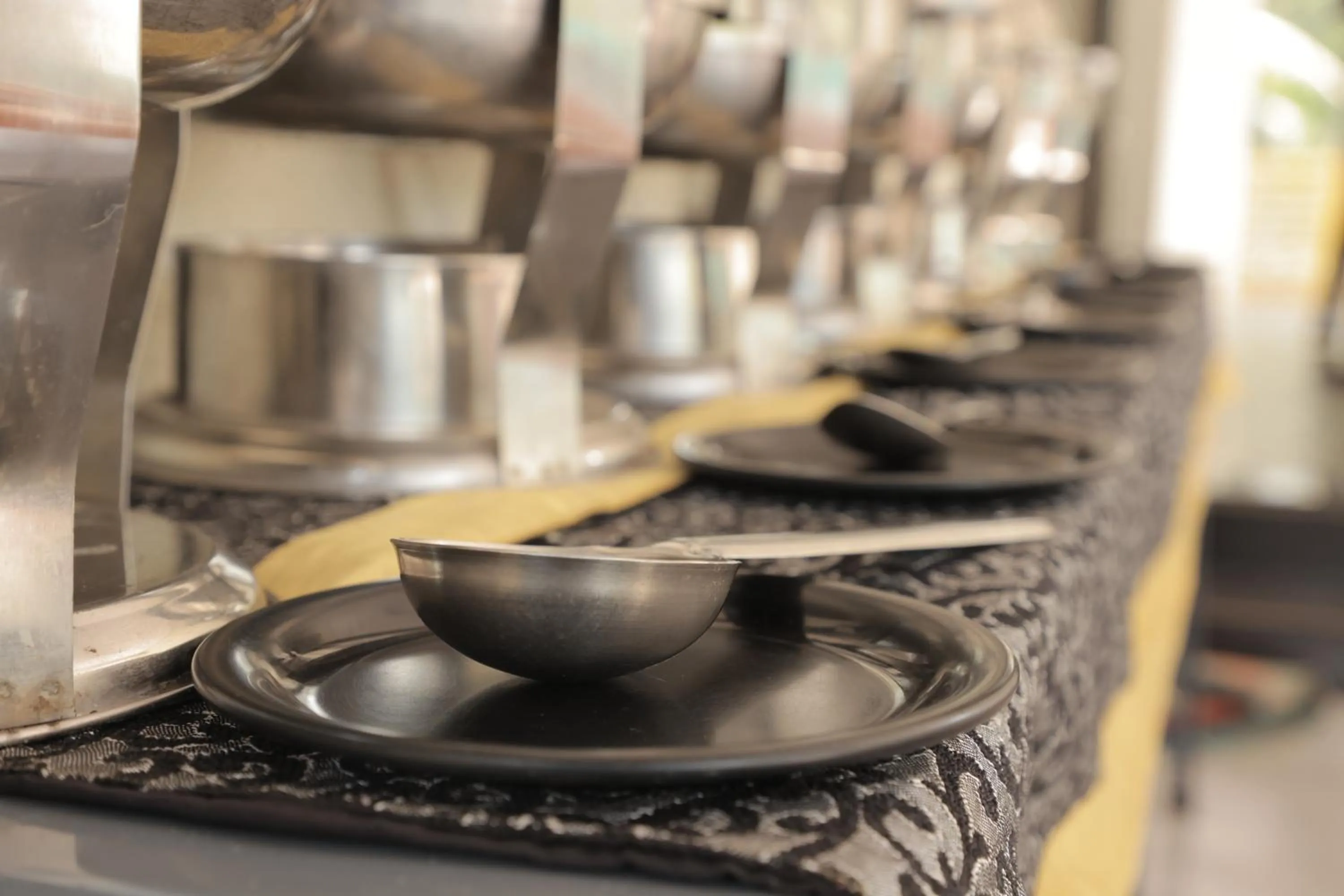 Restaurant/places to eat in Anant Villa & Resorts