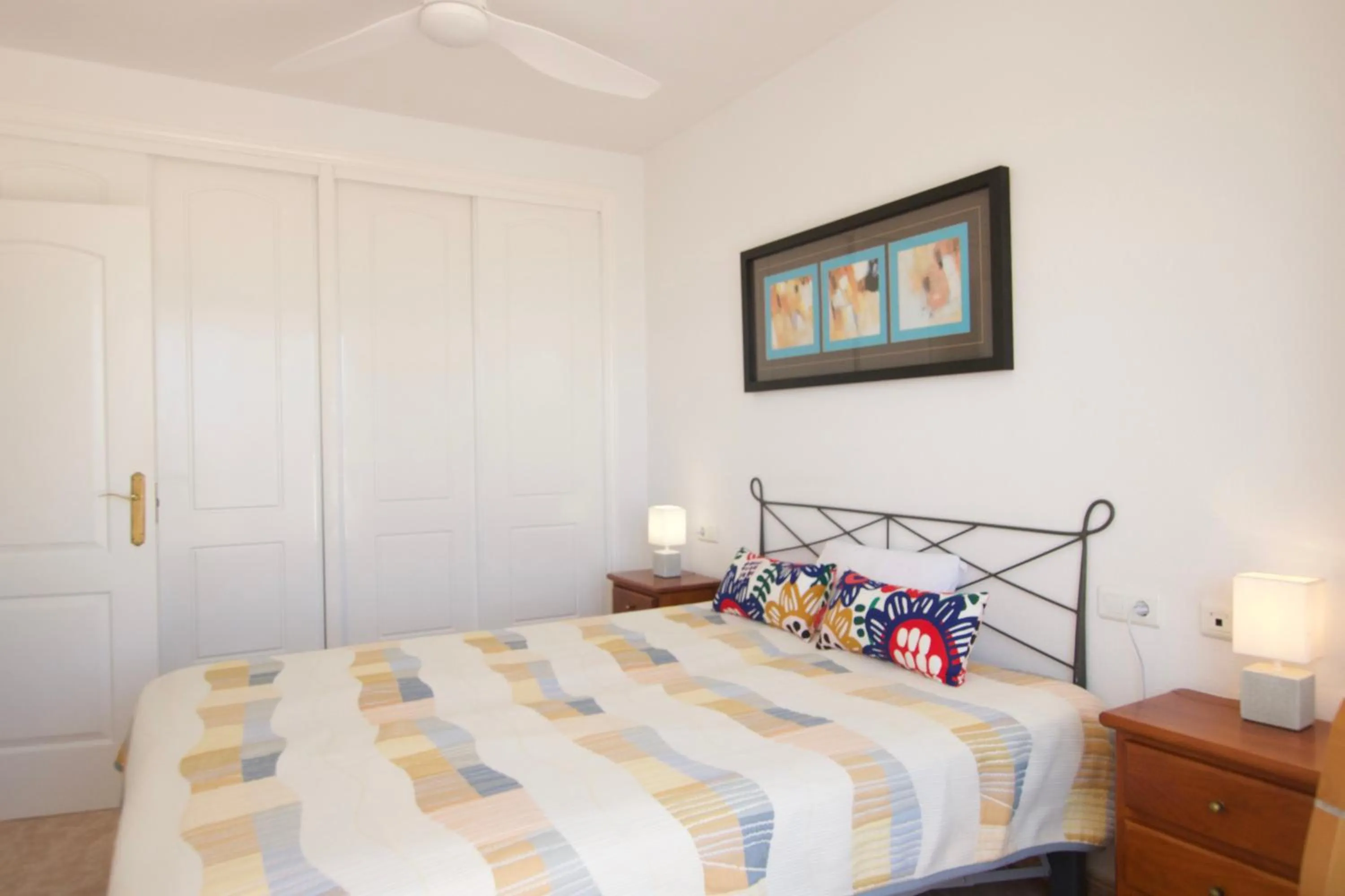 Living room, Bed in Villa Noma