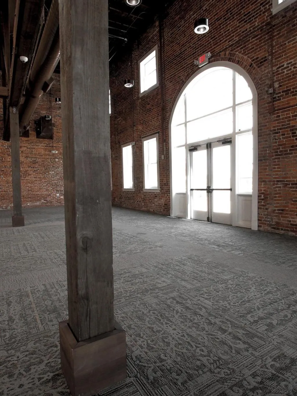 Facade/entrance in The Inn At The Crossroads