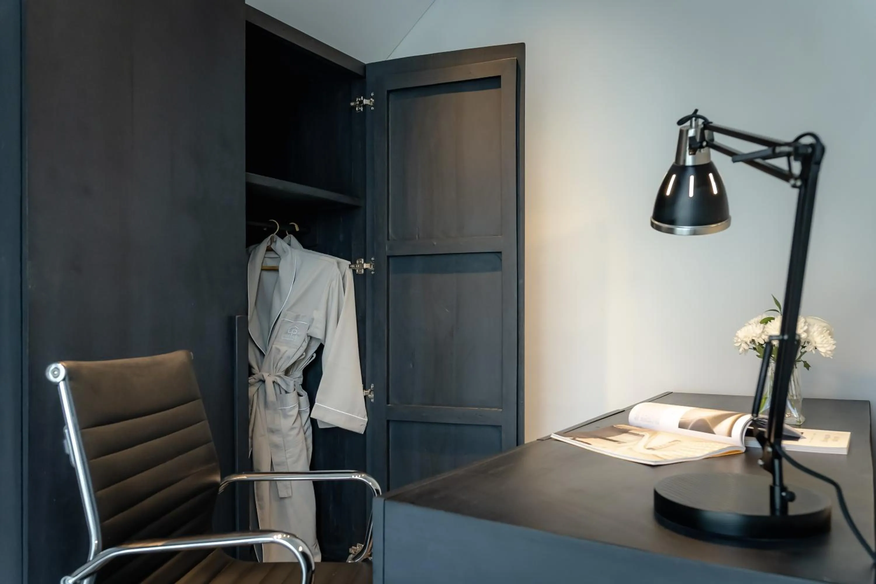 wardrobe in Premier Umalas Villas