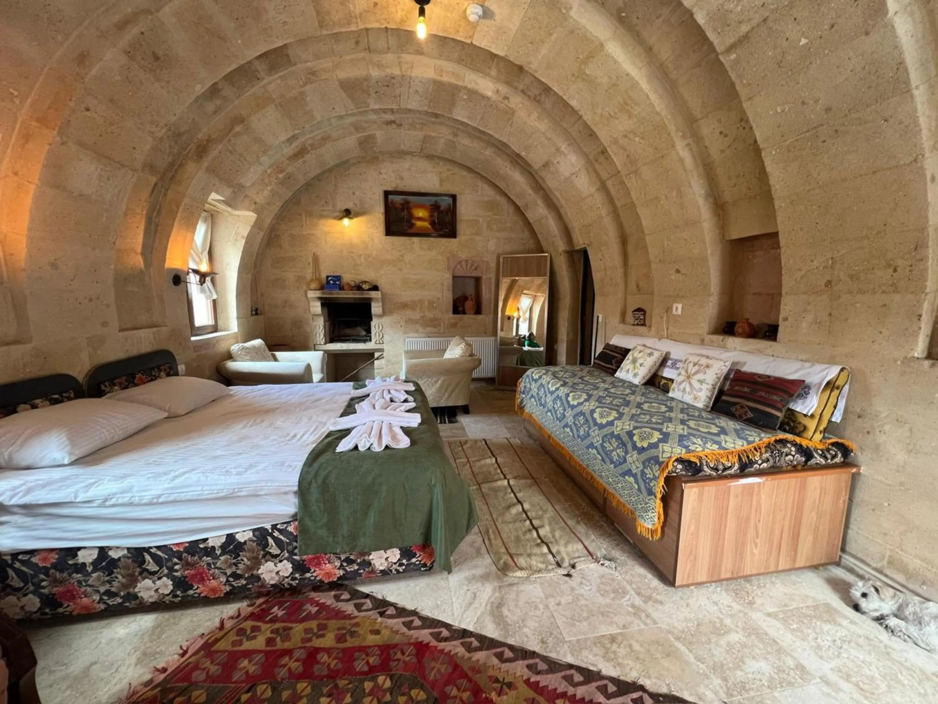 Bed in Yeşilöz inn Cave otel