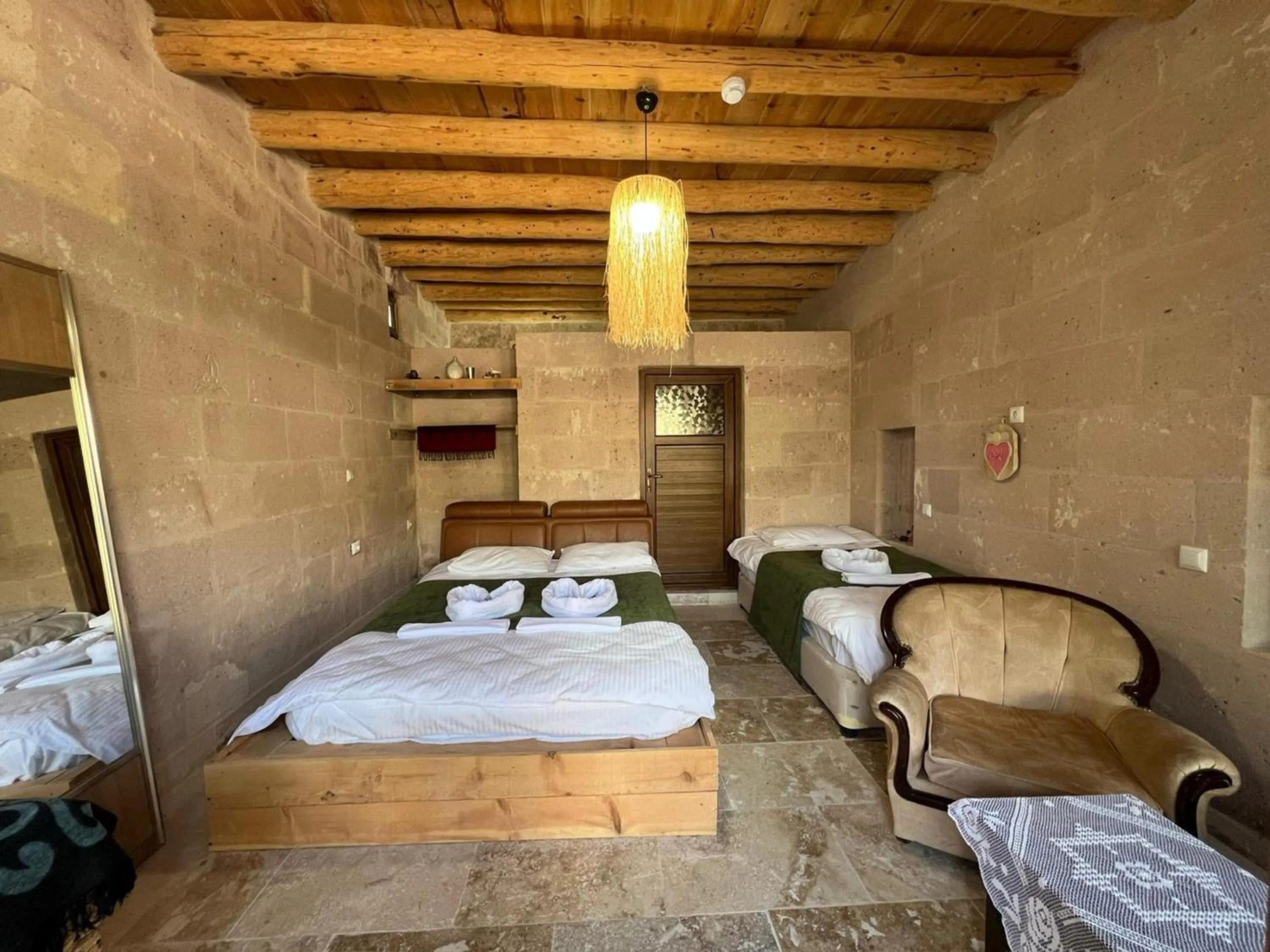 Bedroom, Bed in Yeşilöz inn Cave otel