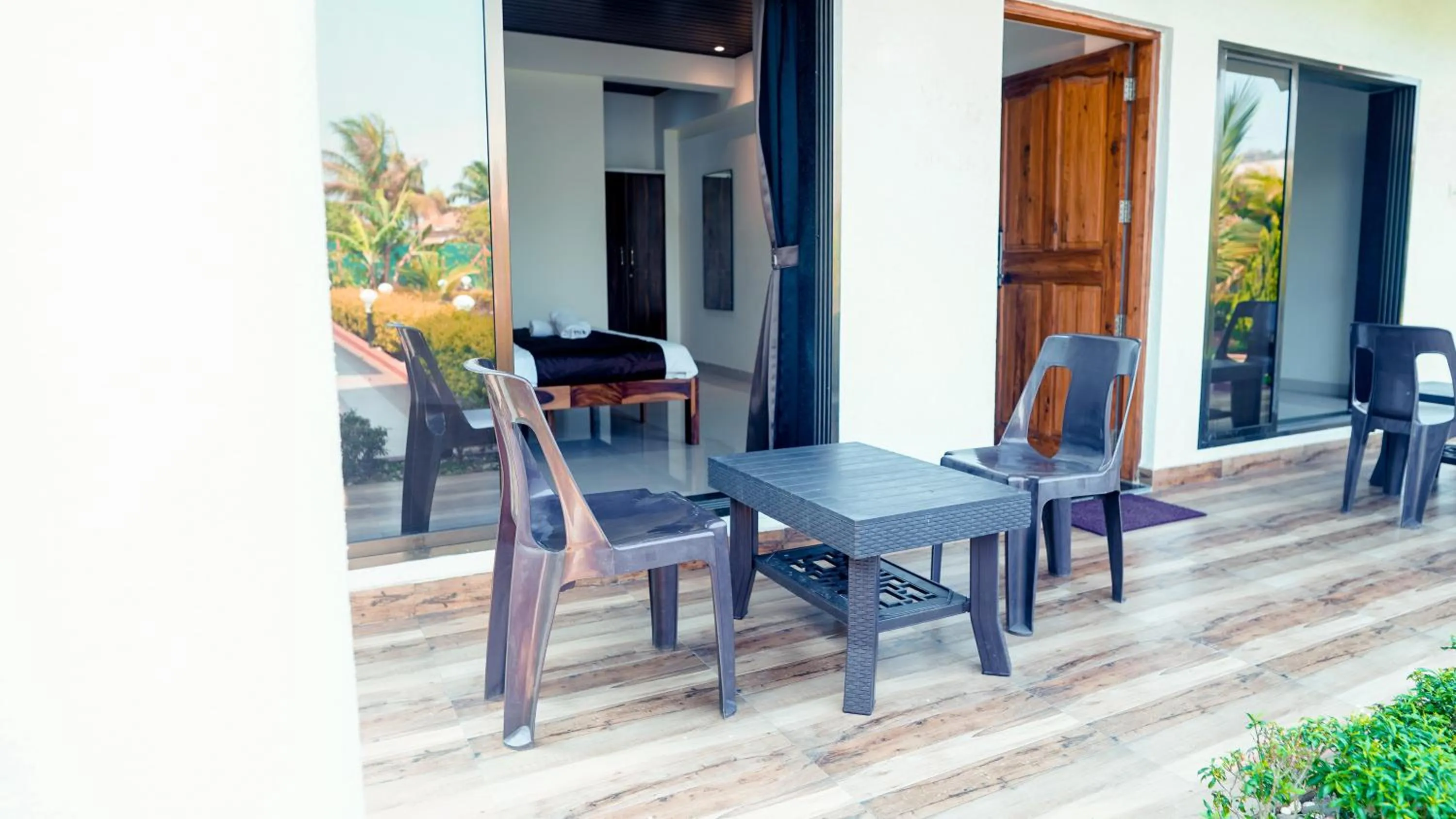 Balcony/Terrace in Berryl Resorts