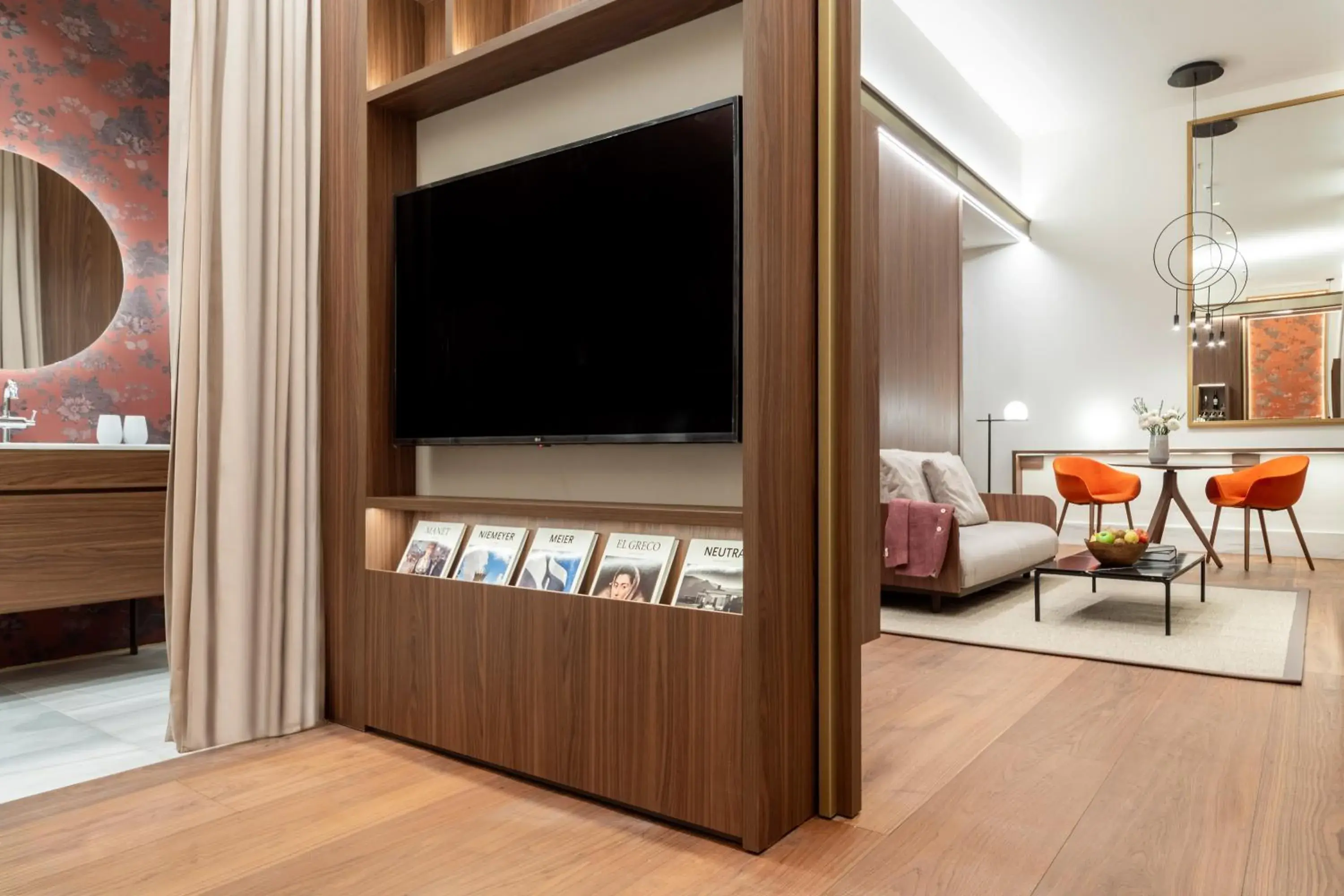 Deluxe Two Bedroom Suite in Palazzo Cordusio Gran Melia - The Leading Hotels of the World Deluxe Two Bedroom Suite in Palazzo Cordusio Gran Melia - The Leading Hotels of the World