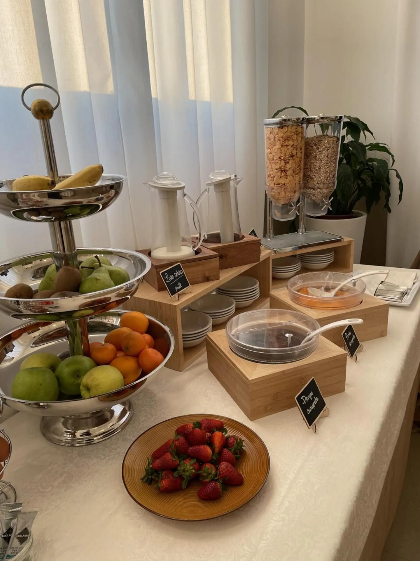 Breakfast in Villa Cagnola