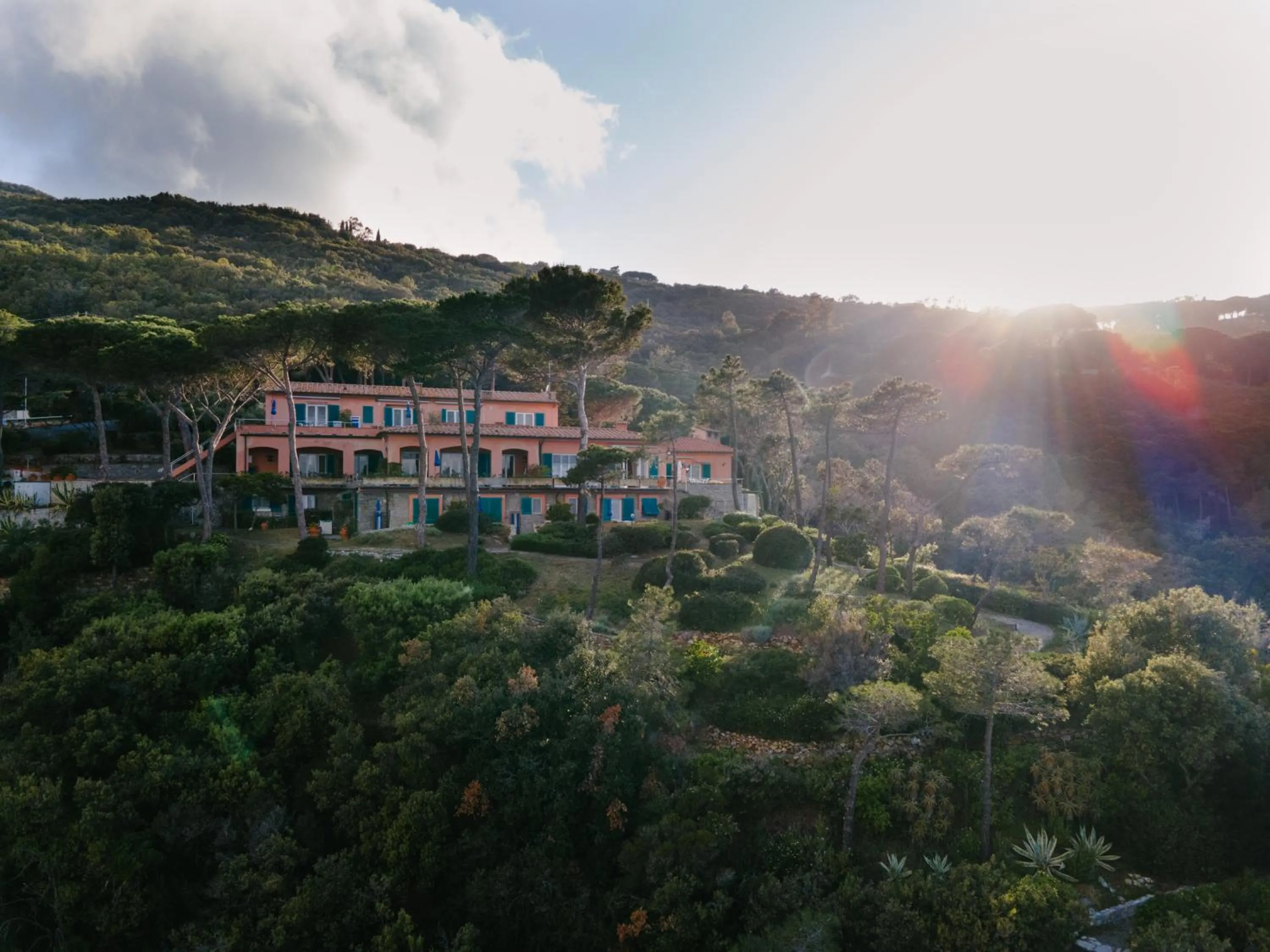 Property building in Residence Intur