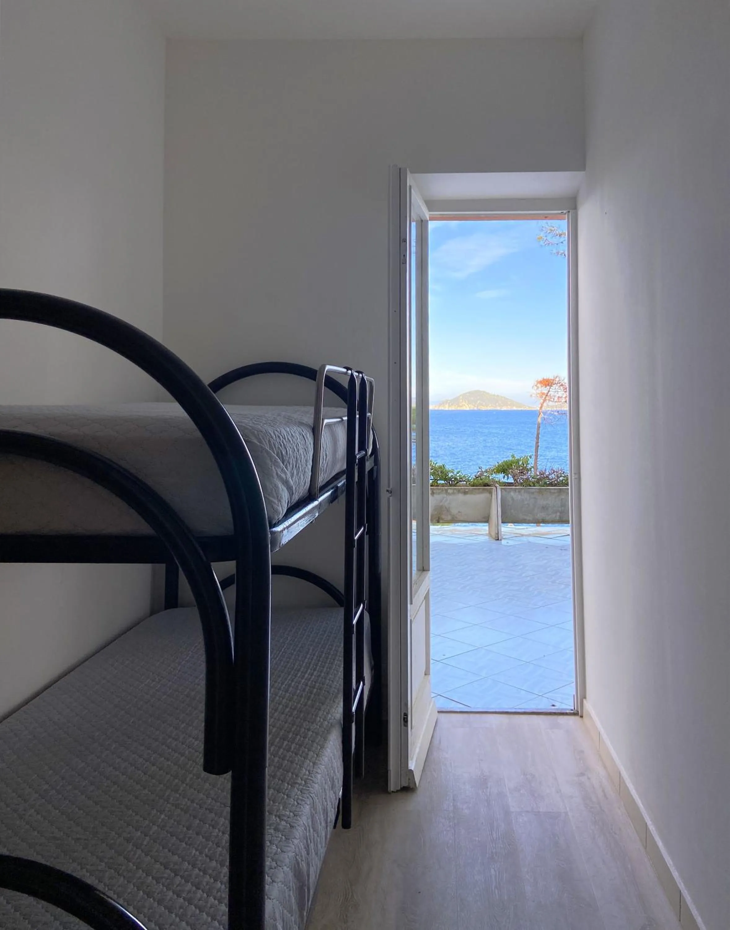 Bed in Residence Intur