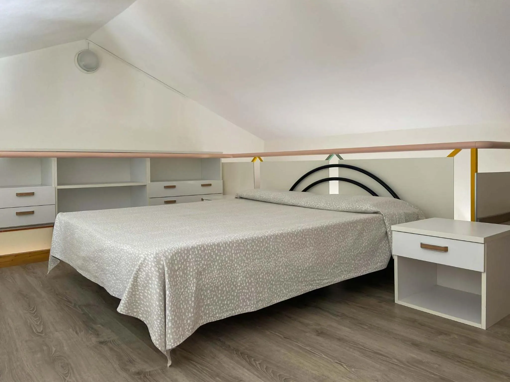 Bed in Residence Intur