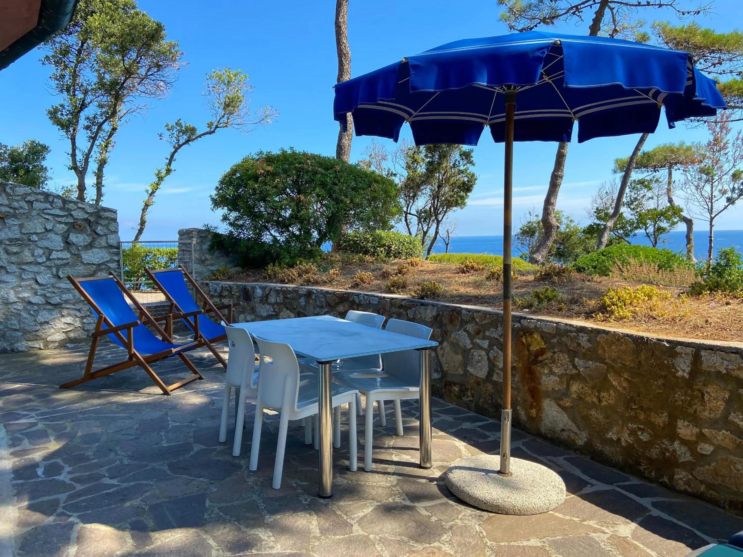 Patio in Residence Intur