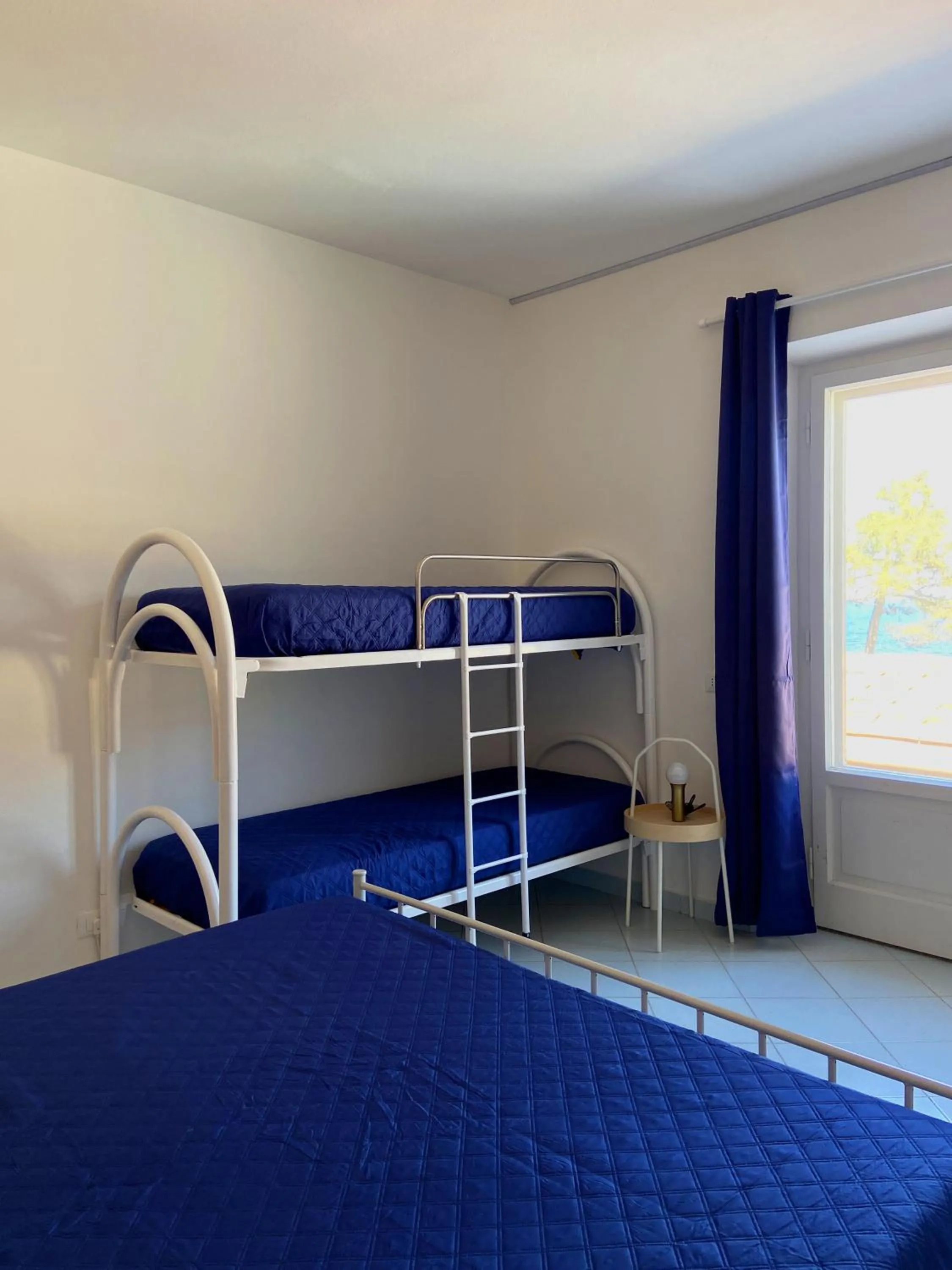 Bed in Residence Intur