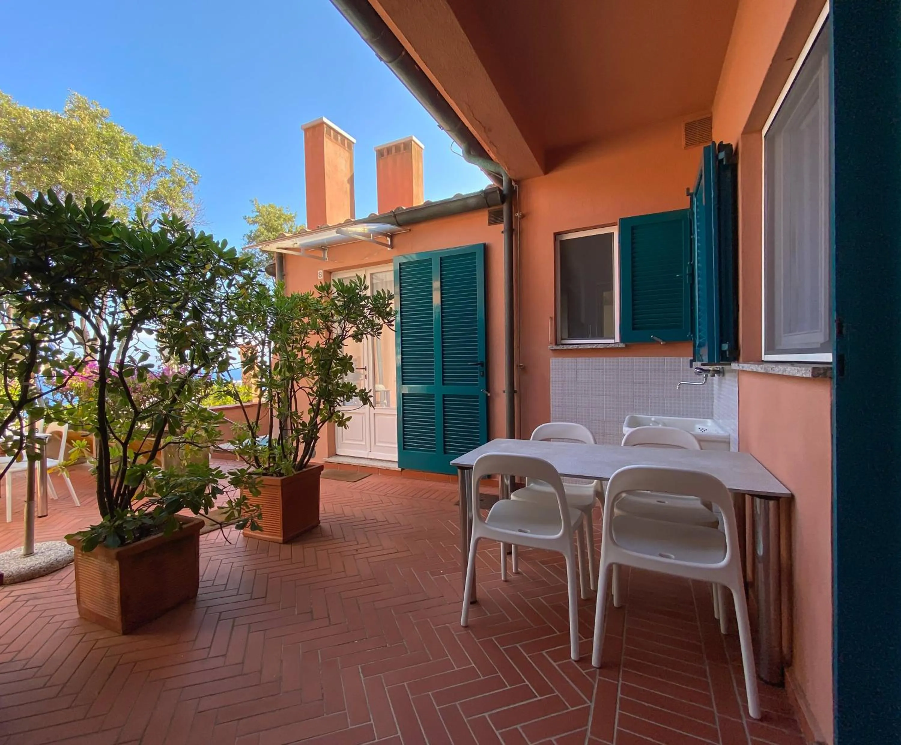 Patio in Residence Intur