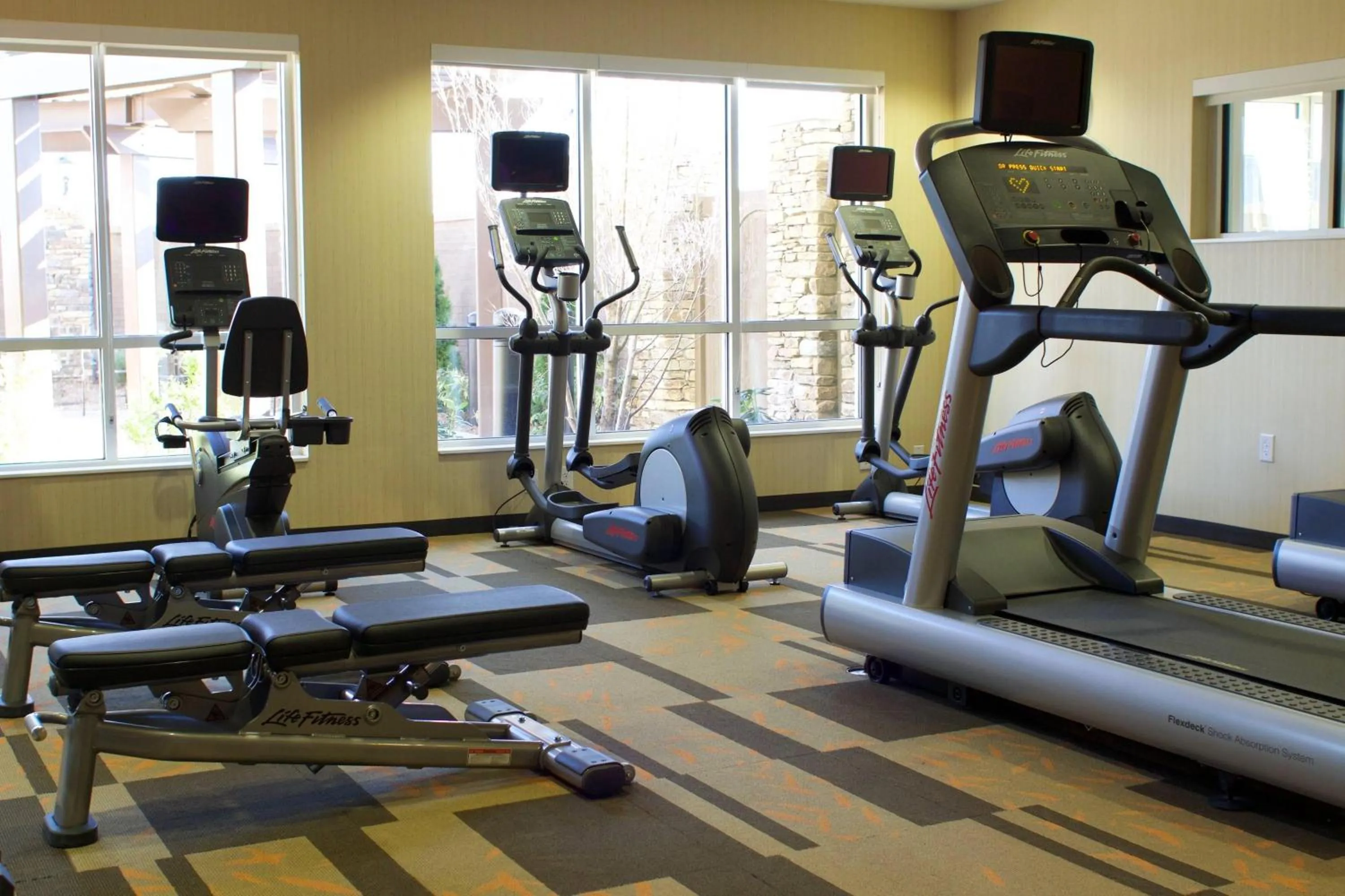 Fitness centre/facilities in Courtyard by Marriott Asheville Airport