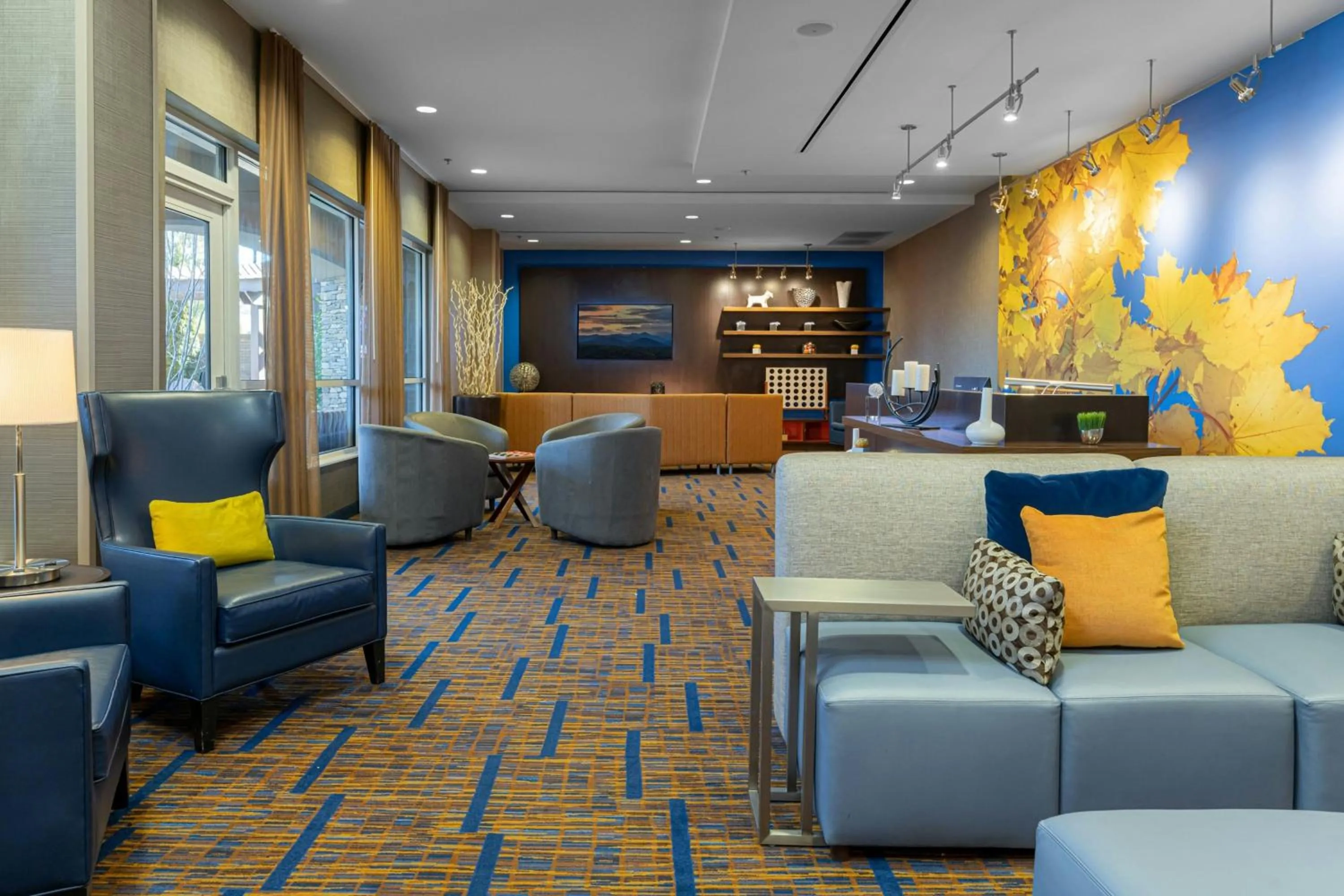 Lobby or reception in Courtyard by Marriott Asheville Airport