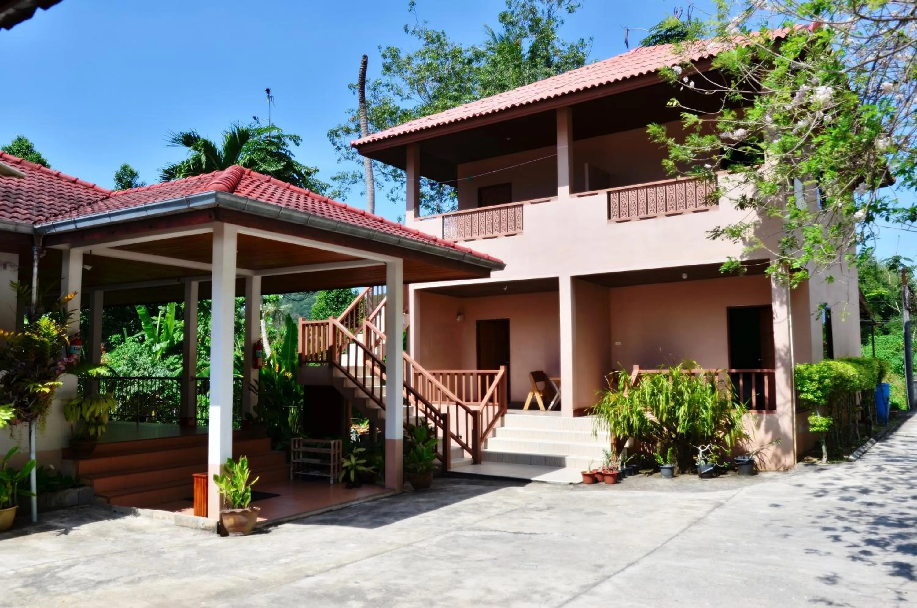 Property building in Heimat Garden
