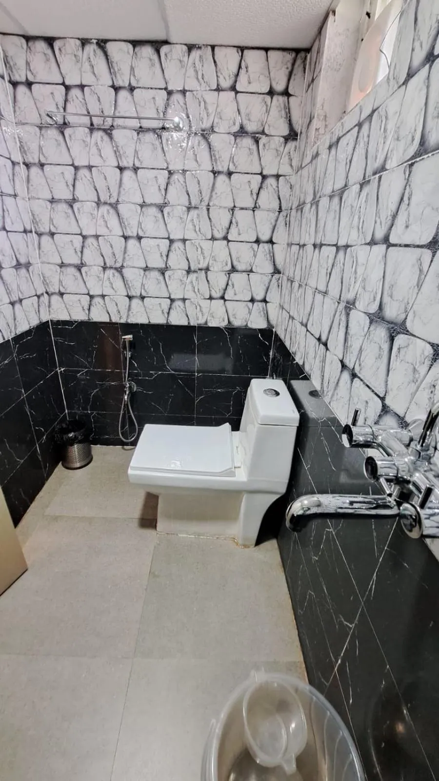 Hotel Stalwart Jajati