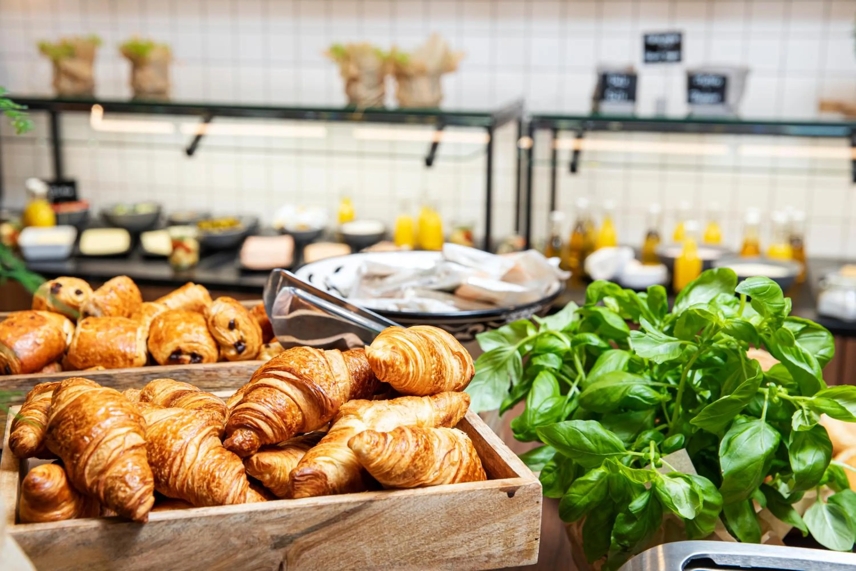 Breakfast in LOGINN Hotel Offenbach