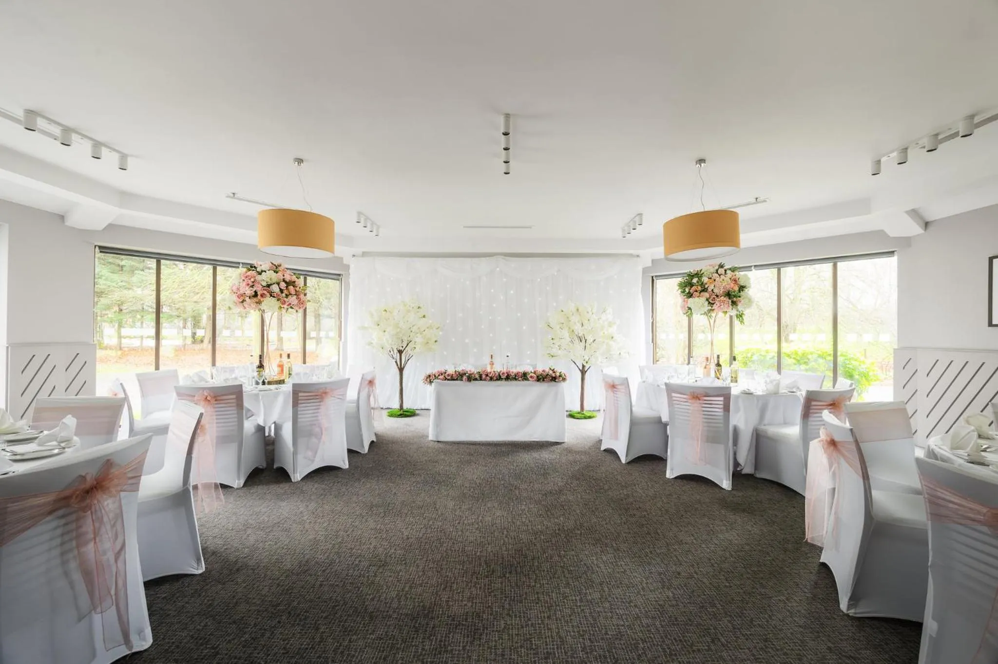 Meeting/conference room in Holiday Inn Northampton by IHG