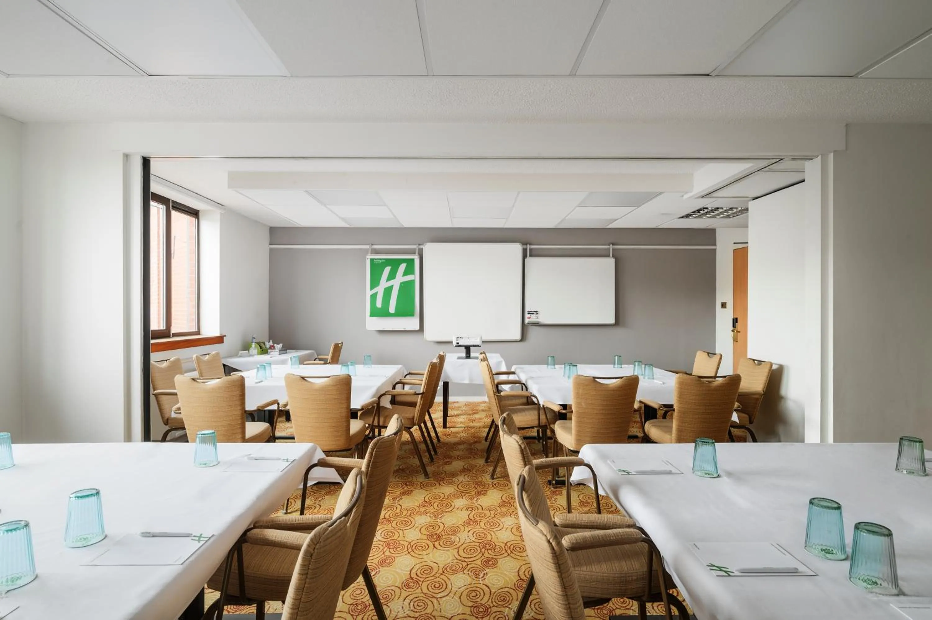 Meeting/conference room in Holiday Inn Northampton by IHG