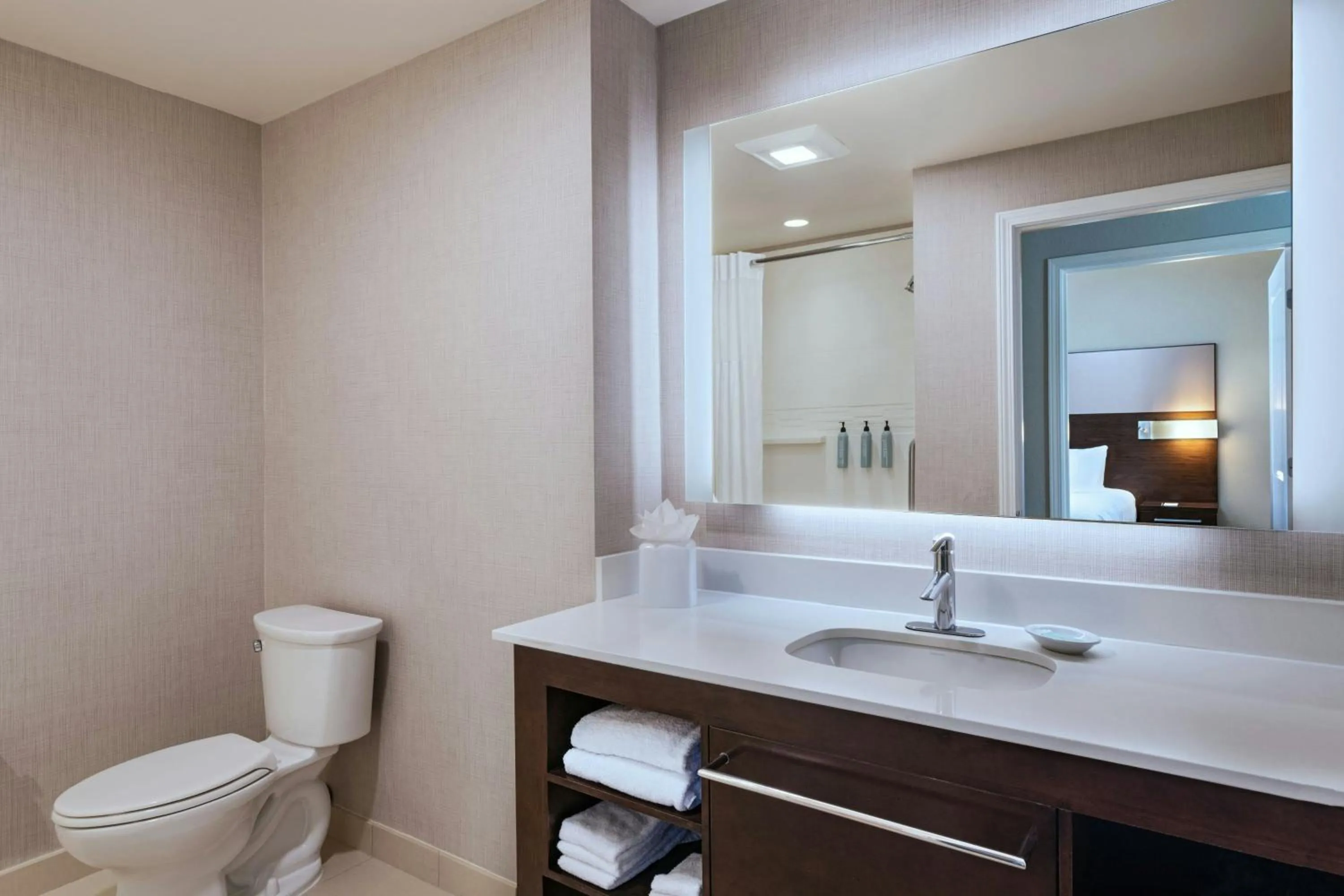 Bathroom in Residence Inn by Marriott Omaha Aksarben Village