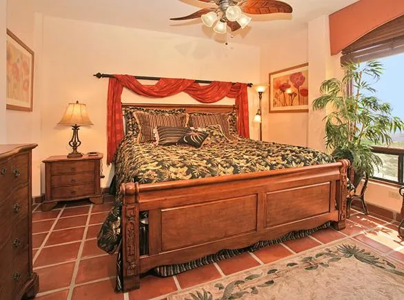 Bed in Vista Hermosa Resort and Spa