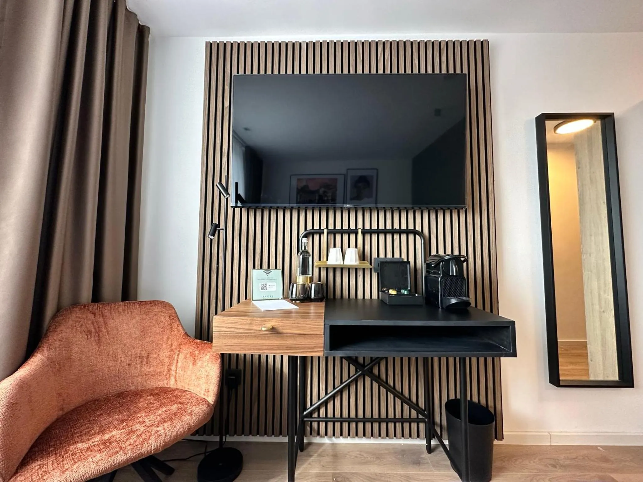 TV and multimedia in Aspire Palais Recklinghausen, Trademark Collection by Wyndham