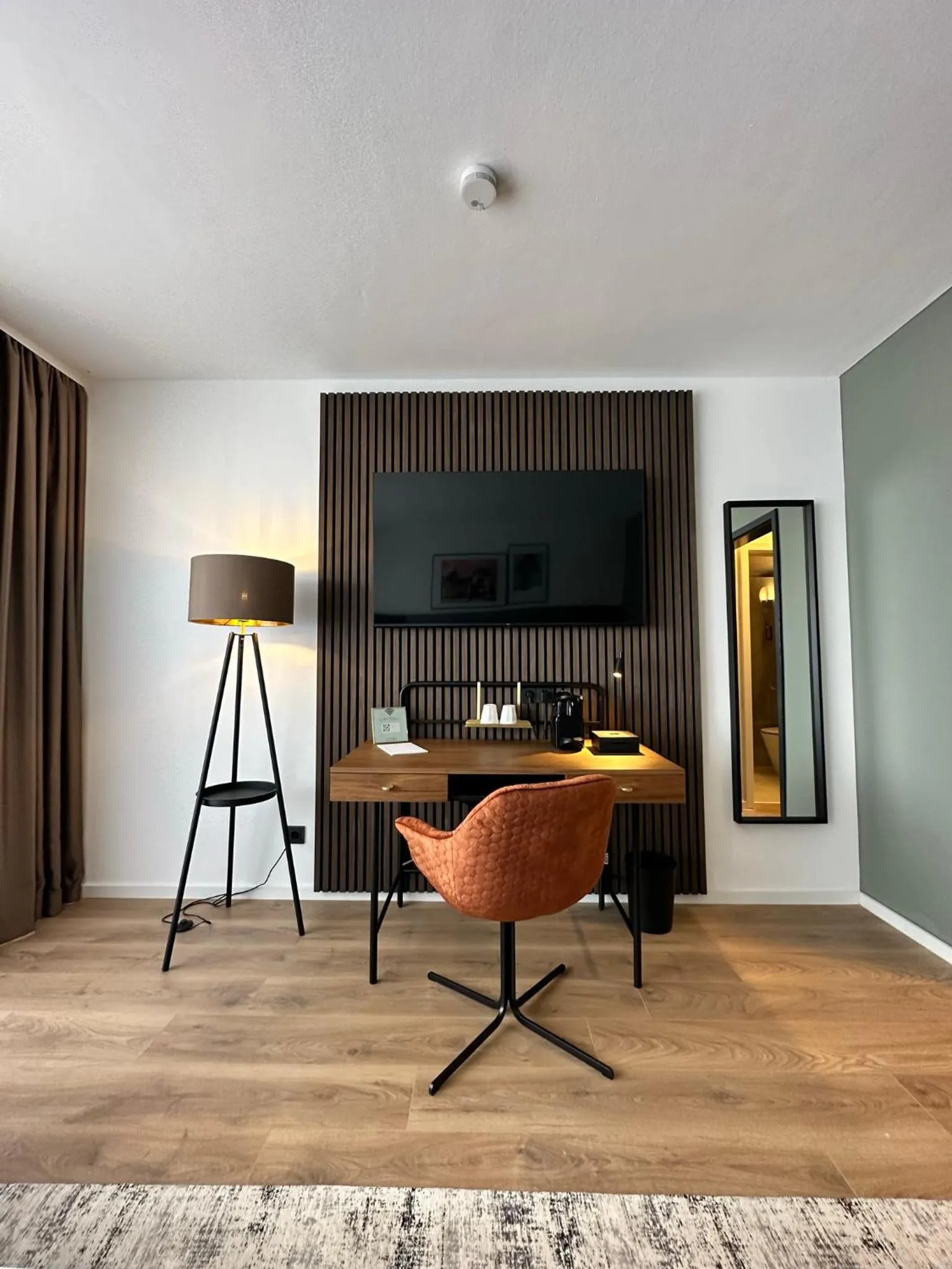 TV and multimedia in Aspire Palais Recklinghausen, Trademark Collection by Wyndham