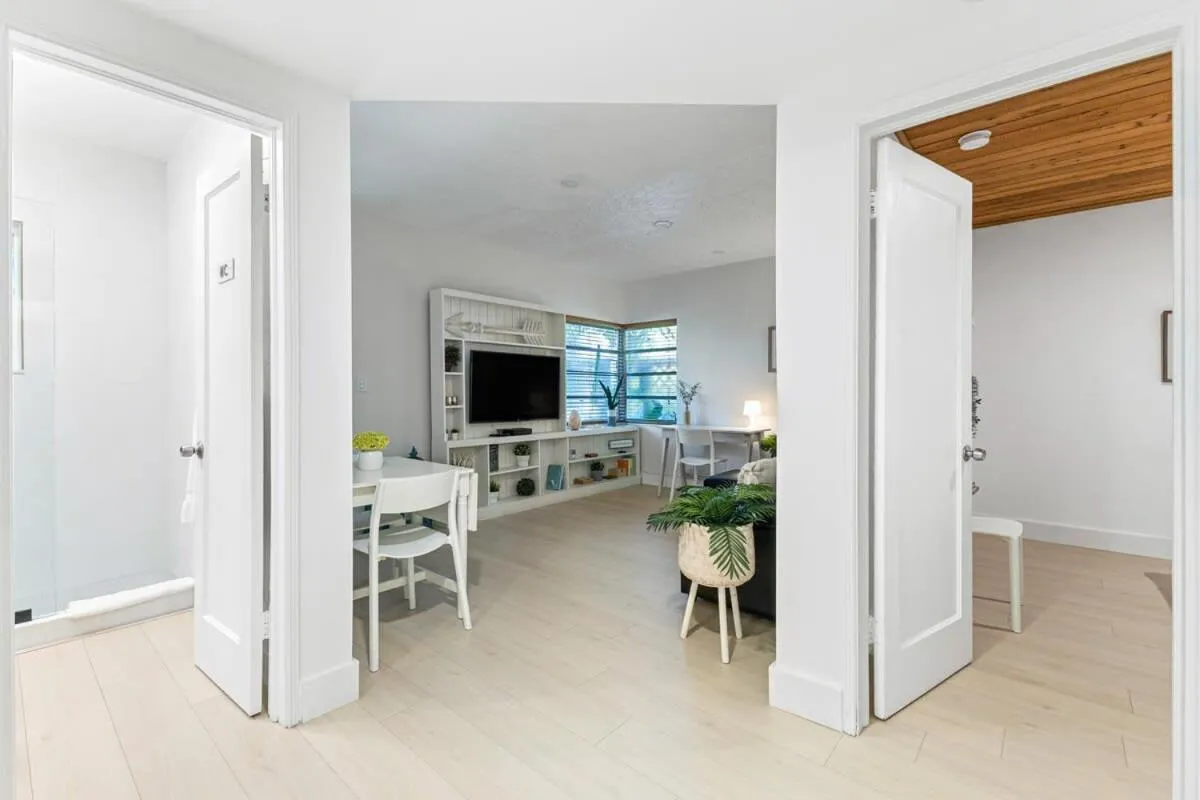 Welcoming Airbnb Walkig distance to Las Olas Blvd