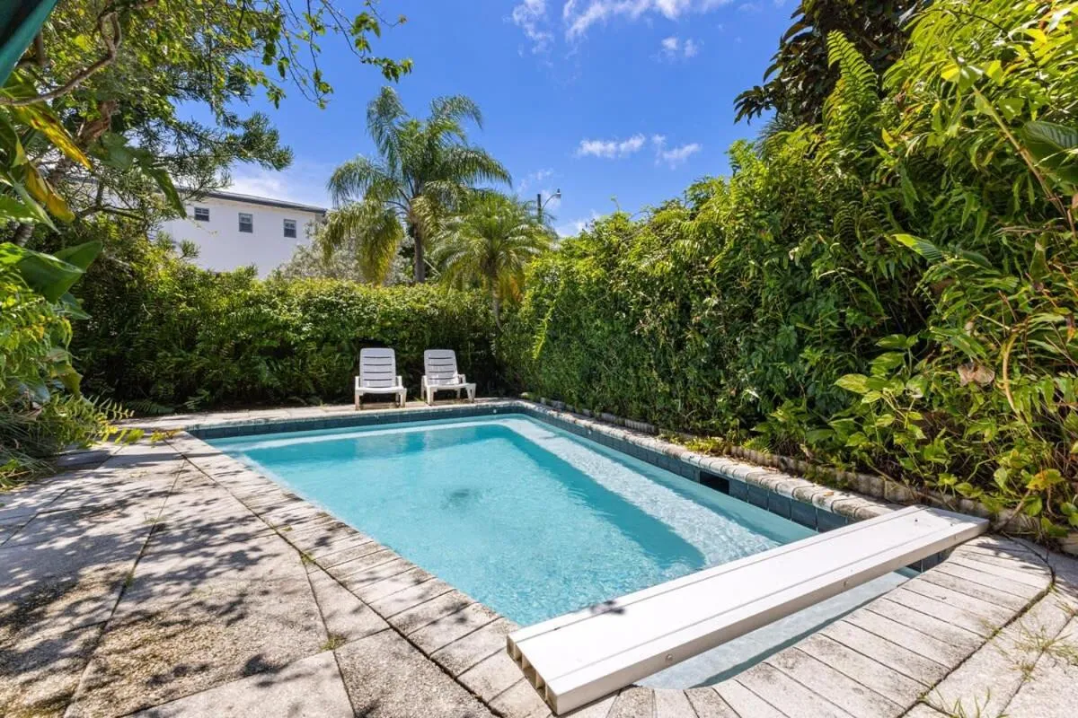 Beautiful Apt in Victoria Park (Las Olas Blvd)