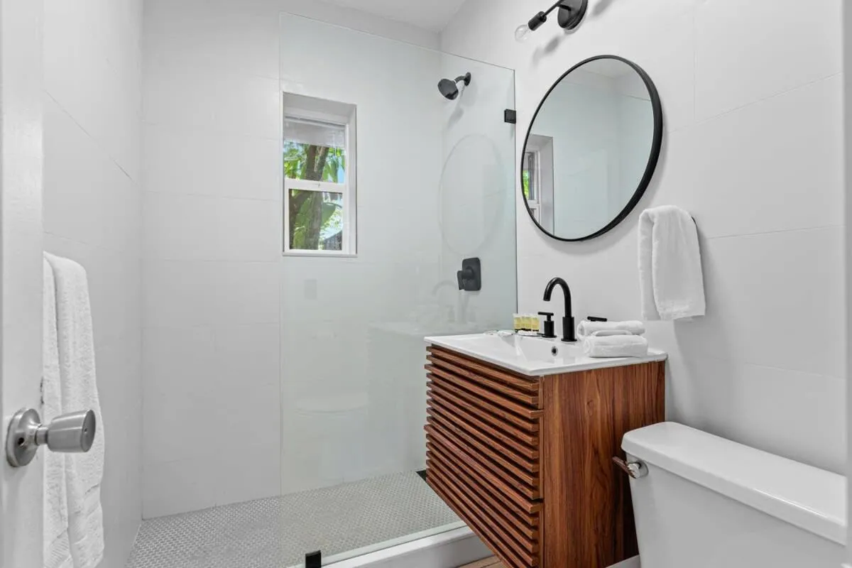 Beautiful Apt in Victoria Park (Las Olas Blvd)