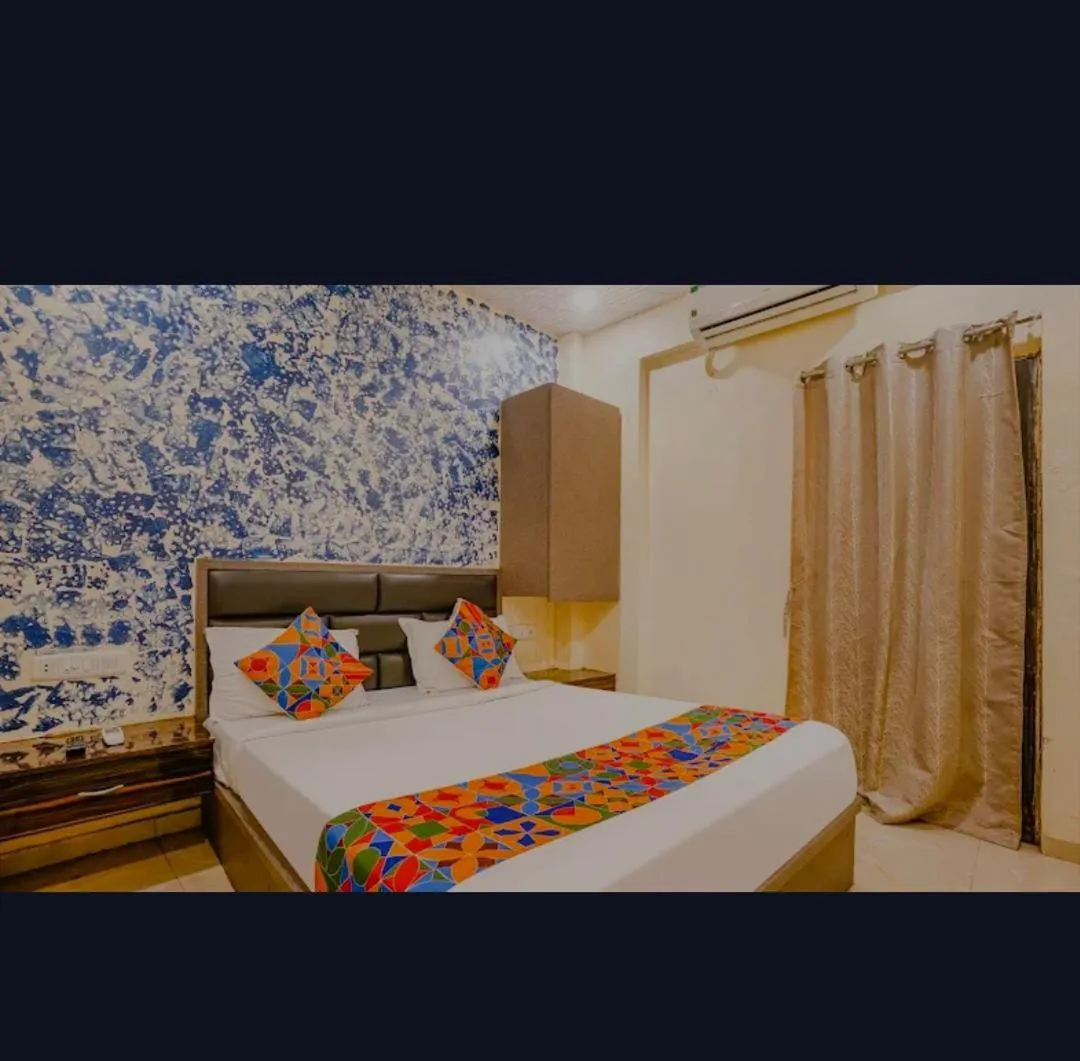 Bed in THE UNITED HOTEL