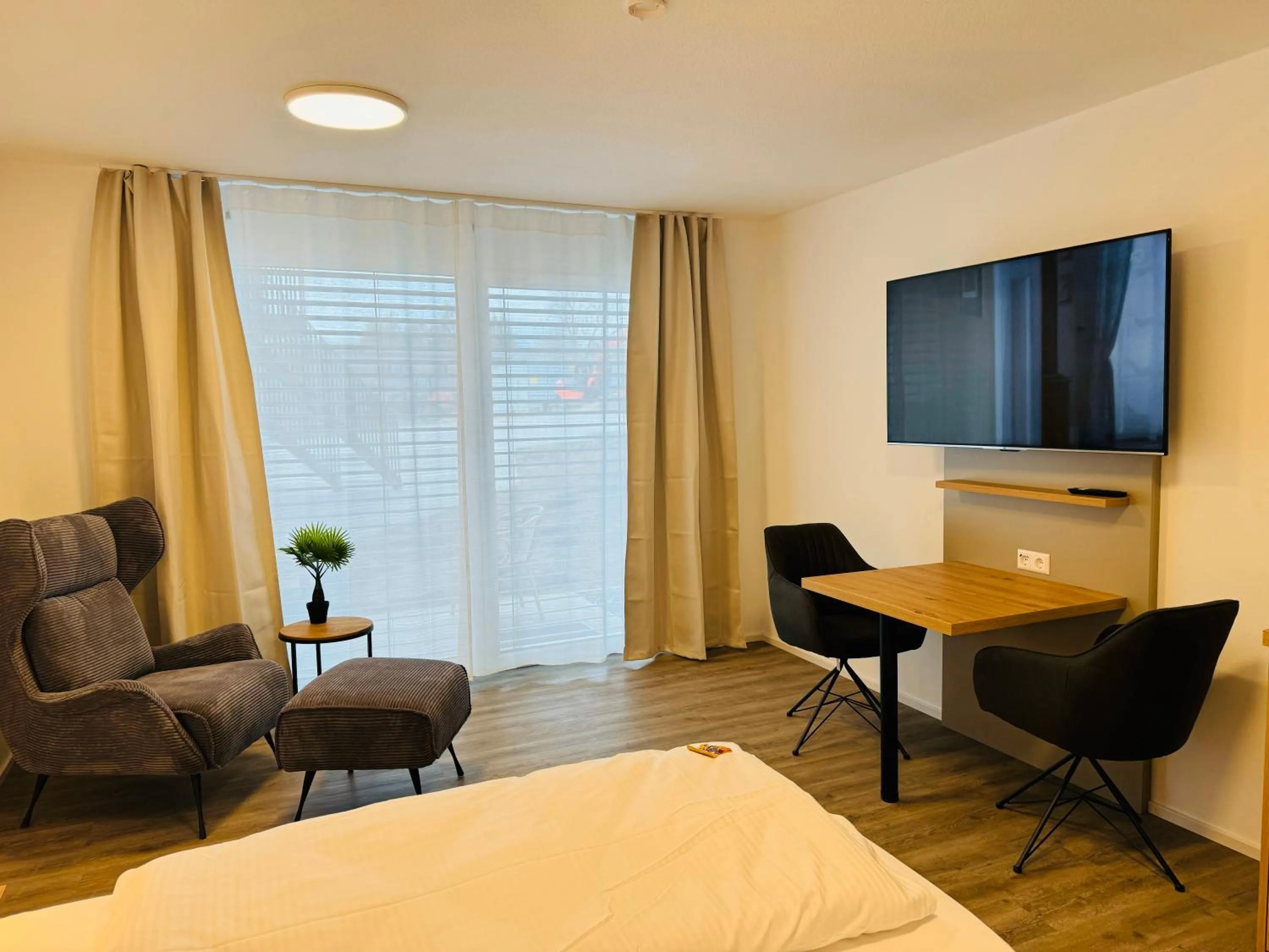 Bed in MEIN MOTEL - Self Check-in