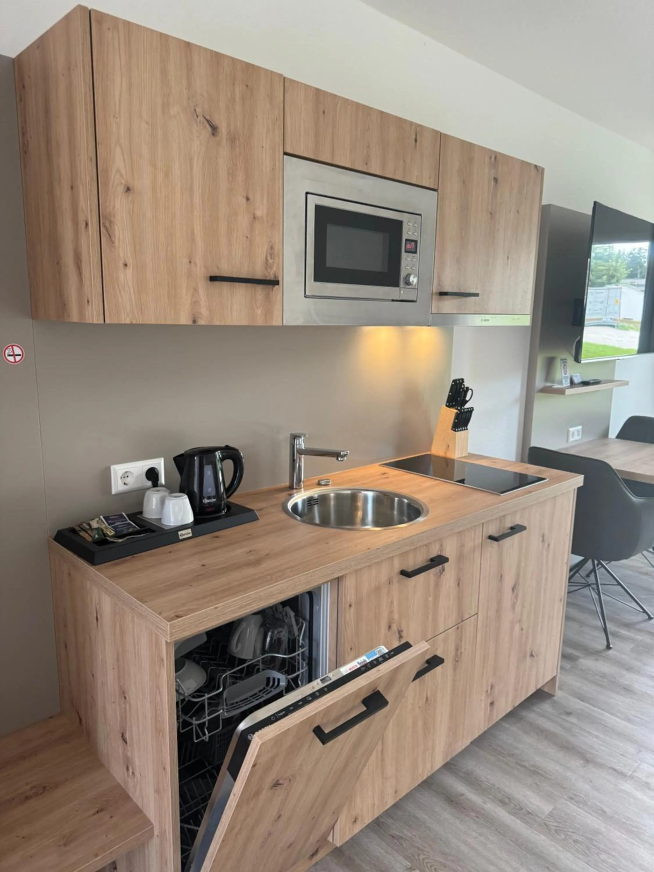 Coffee/tea facilities in MEIN MOTEL - Self Check-in