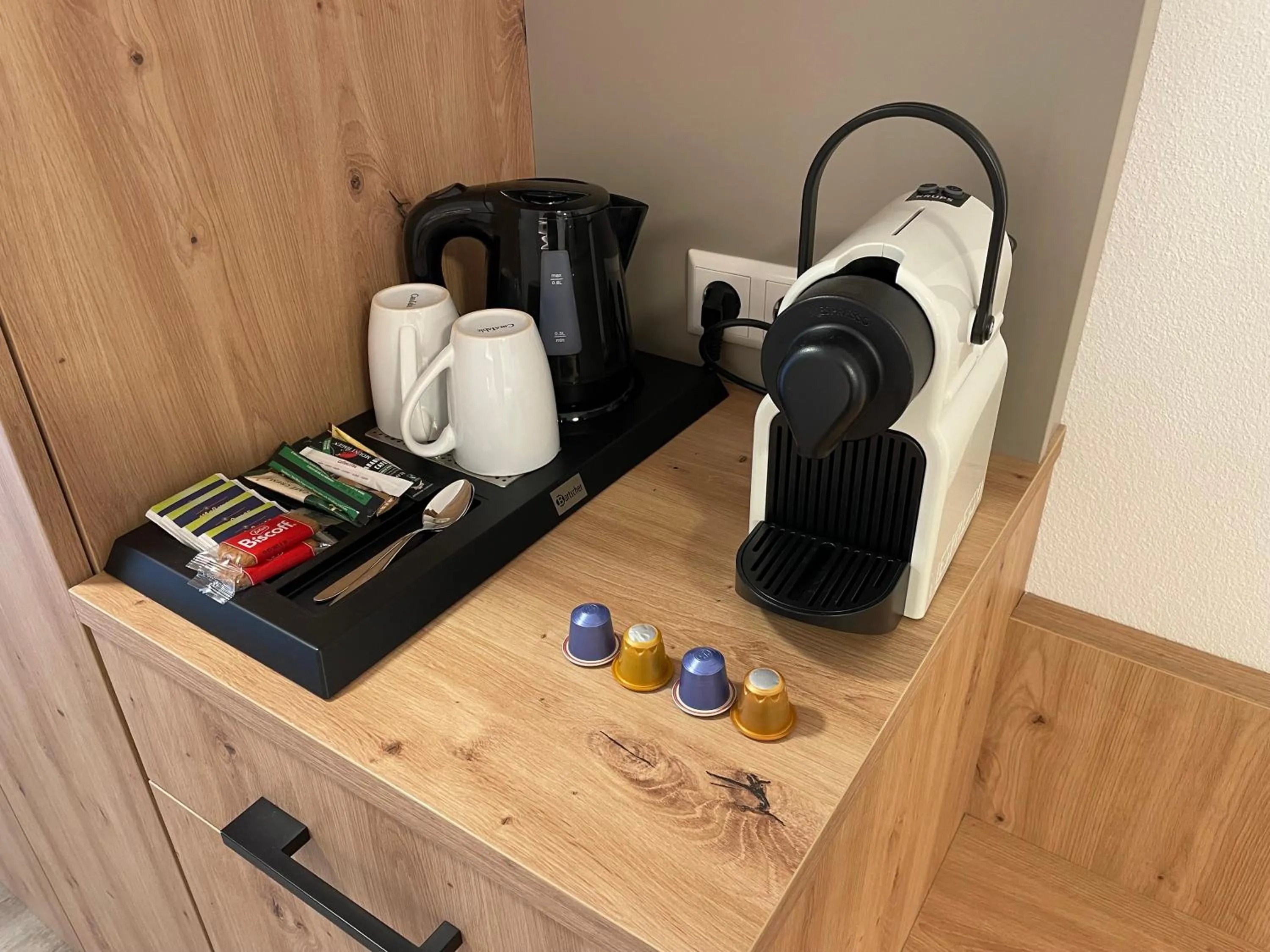 Coffee/tea facilities in MEIN MOTEL - Self Check-in